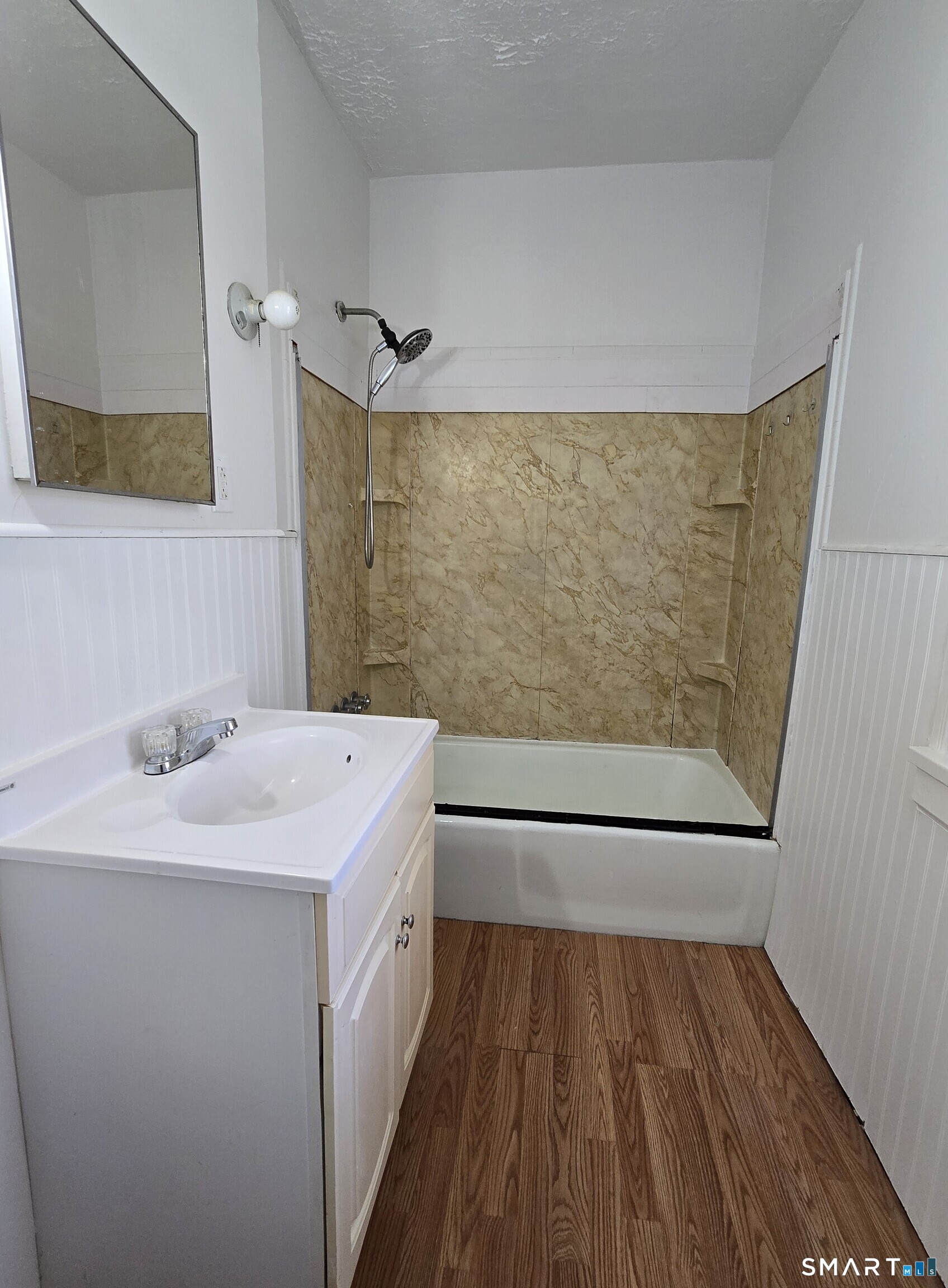 985 Huntington, Stratford, 06614, 2 Bedrooms Bedrooms, 0 ,1 BathroomBathrooms,Residential Rental,For Sale,Huntington,0,24173011