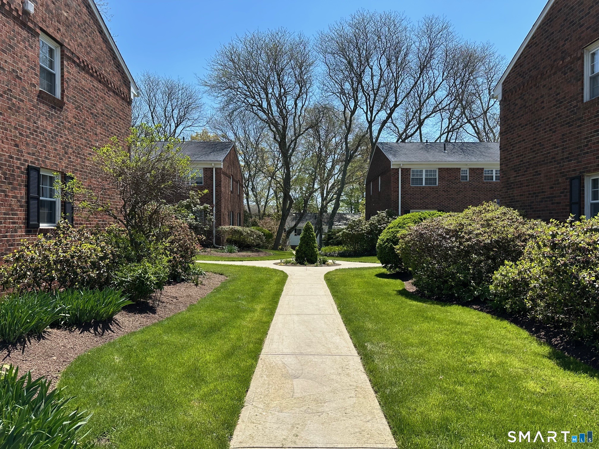 245 Unquowa, Fairfield, 06824, 2 Bedrooms Bedrooms, 0 ,2 BathroomsBathrooms,Condo/co-op For Sale,For Sale,Unquowa,0,24171238