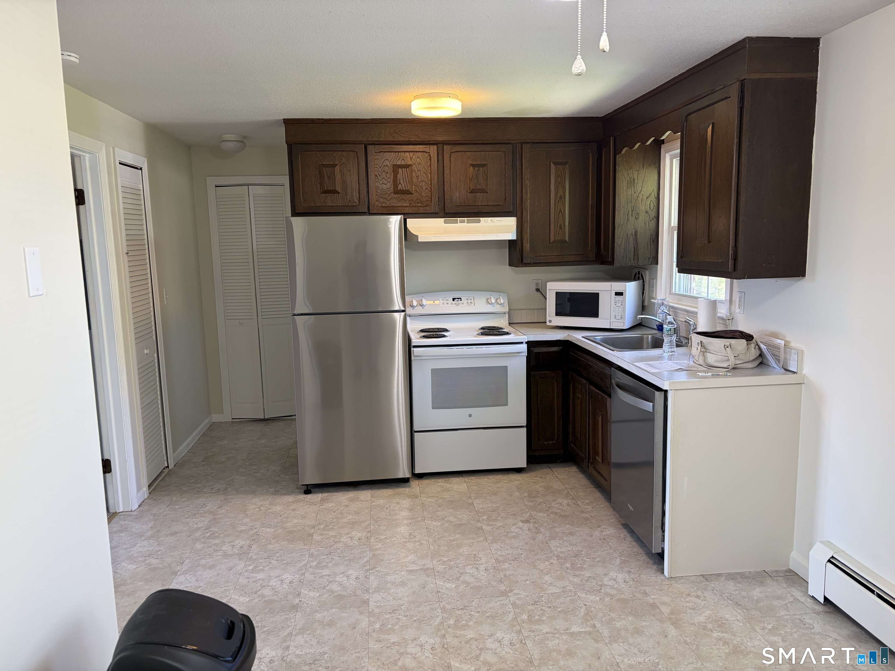 201 Regan, Vernon, 06066, 1 Bedroom Bedrooms, 0 ,1 BathroomBathrooms,Residential Rental,For Sale,Regan,0,24173118