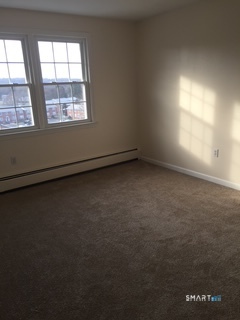 201 Regan, Vernon, 06066, 1 Bedroom Bedrooms, 0 ,1 BathroomBathrooms,Residential Rental,For Sale,Regan,0,24173118
