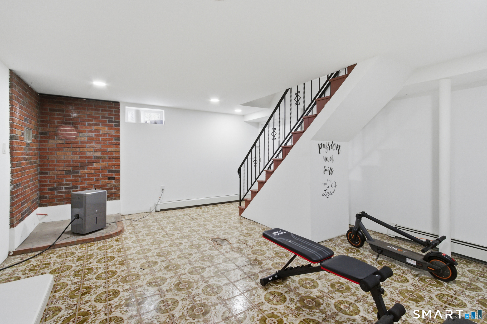 590 Walnut, Waterbury, 06704, 4 Bedrooms Bedrooms, 0 ,2 BathroomsBathrooms,Multi-family For Sale,For Sale,Walnut,0,24173222