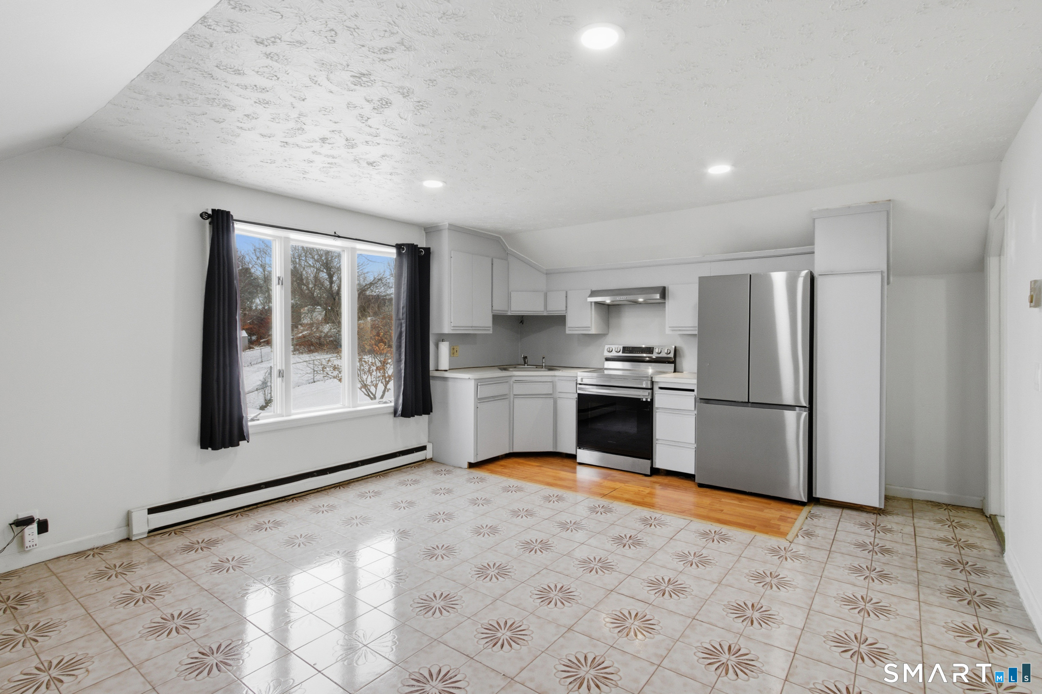 590 Walnut, Waterbury, 06704, 4 Bedrooms Bedrooms, 0 ,2 BathroomsBathrooms,Multi-family For Sale,For Sale,Walnut,0,24173222