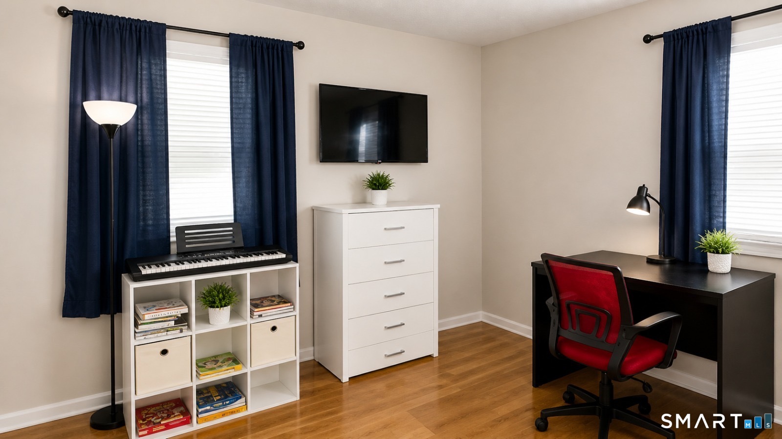70-74 Julius, Hartford, 06114, 3 Bedrooms Bedrooms, 0 ,1 BathroomBathrooms,Residential Rental,For Sale,Julius,0,24173154
