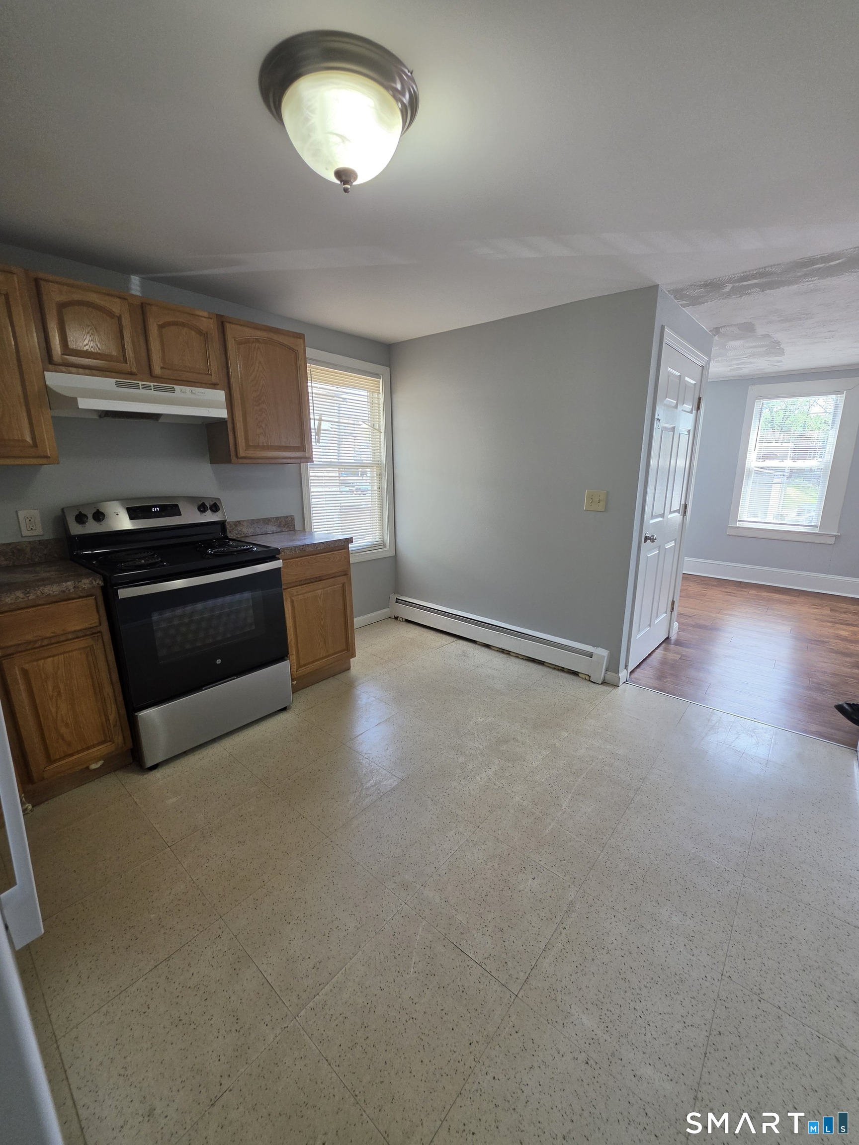 8 Mannz, Hartford, 06114, 4 Bedrooms Bedrooms, 0 ,2 BathroomsBathrooms,Residential Rental,For Sale,Mannz,0,24173189