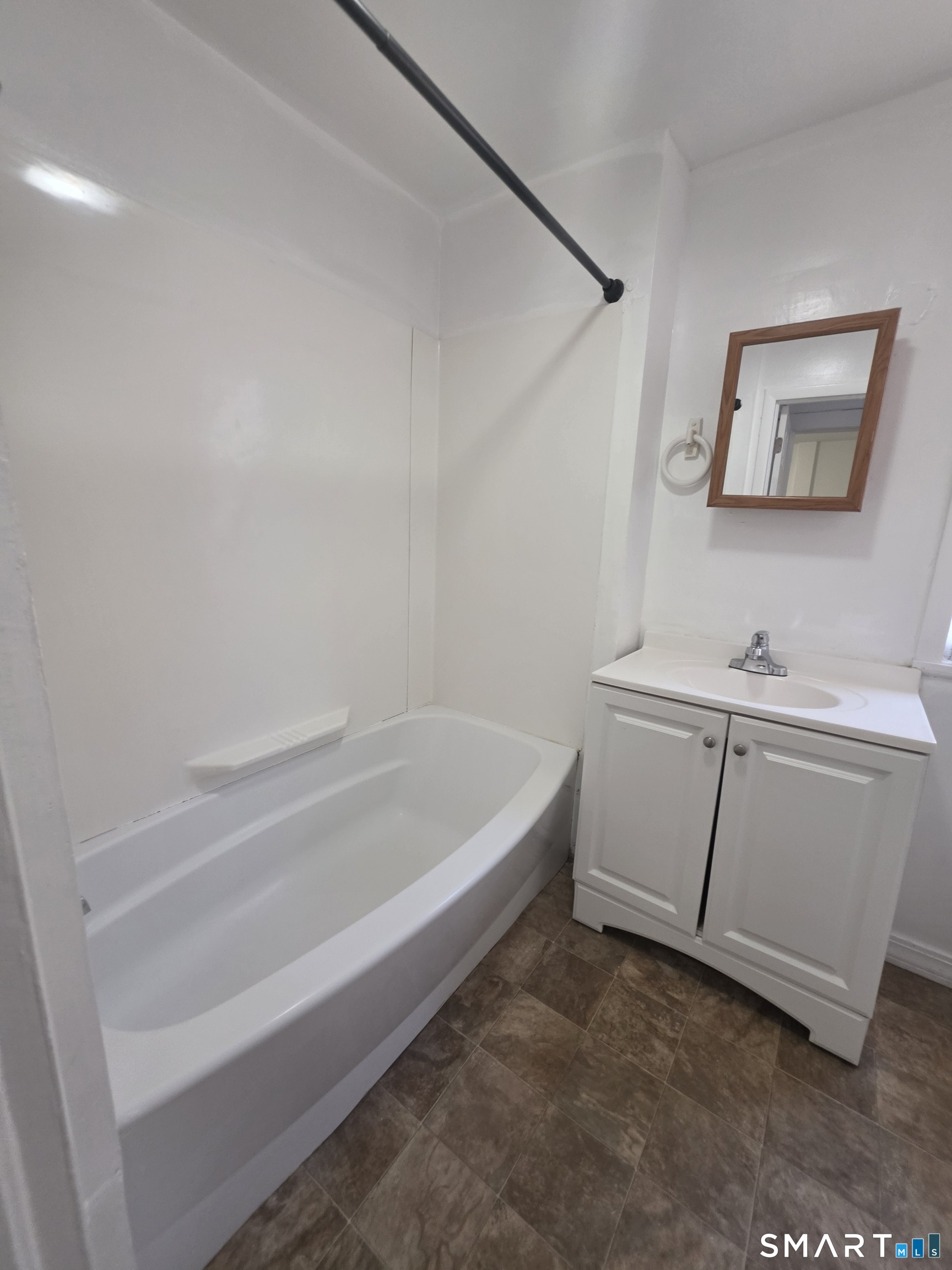 8 Mannz, Hartford, 06114, 4 Bedrooms Bedrooms, 0 ,2 BathroomsBathrooms,Residential Rental,For Sale,Mannz,0,24173189