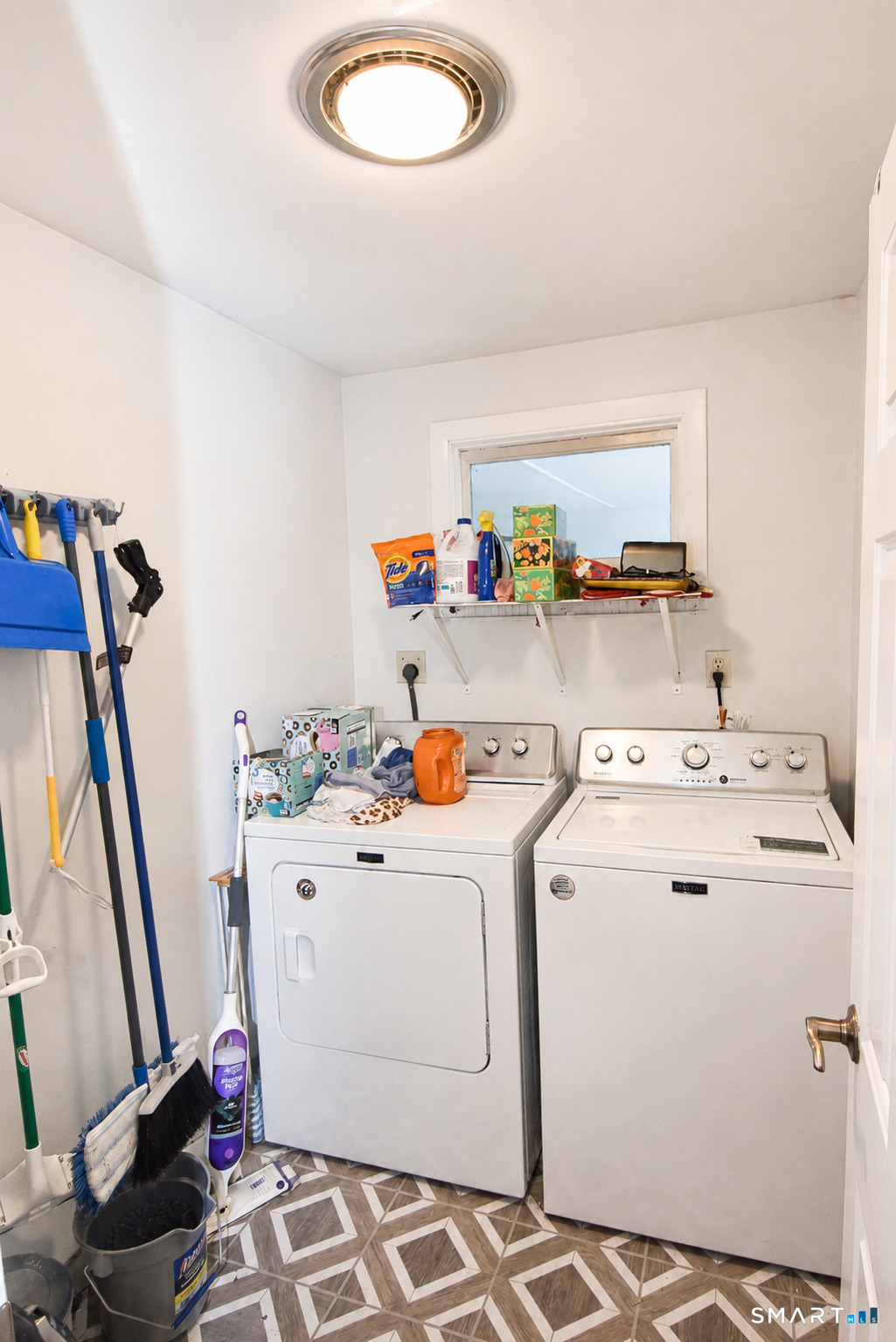 288 Woodstock, Putnam, 06260, 3 Bedrooms Bedrooms, 0 ,1 BathroomBathrooms,Single Family For Sale,For Sale,Woodstock,0,24170254
