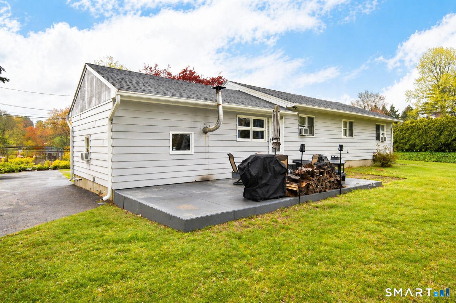 288 Woodstock, Putnam, 06260, 3 Bedrooms Bedrooms, 0 ,1 BathroomBathrooms,Single Family For Sale,For Sale,Woodstock,0,24170254