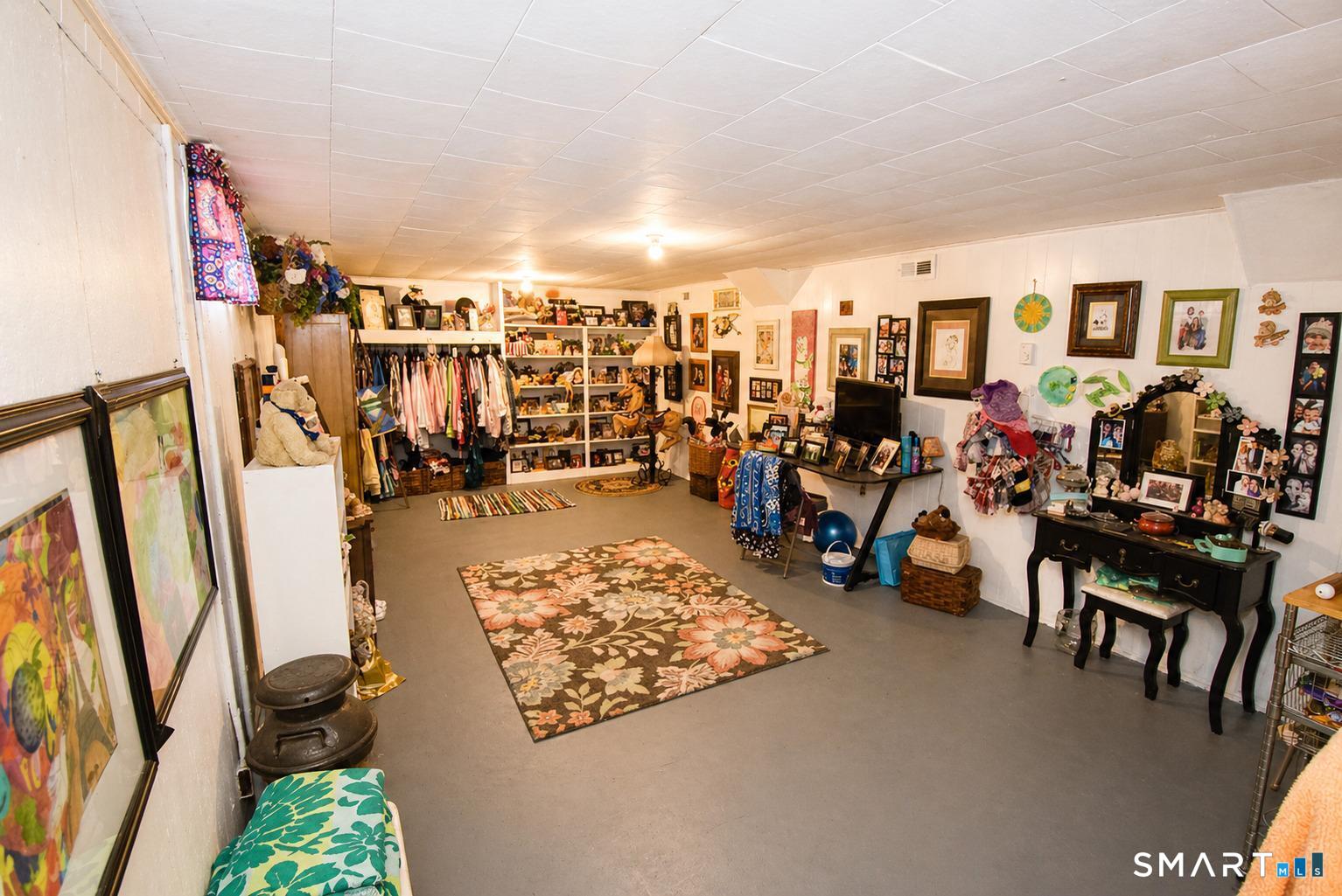 288 Woodstock, Putnam, 06260, 3 Bedrooms Bedrooms, 0 ,1 BathroomBathrooms,Single Family For Sale,For Sale,Woodstock,0,24170254