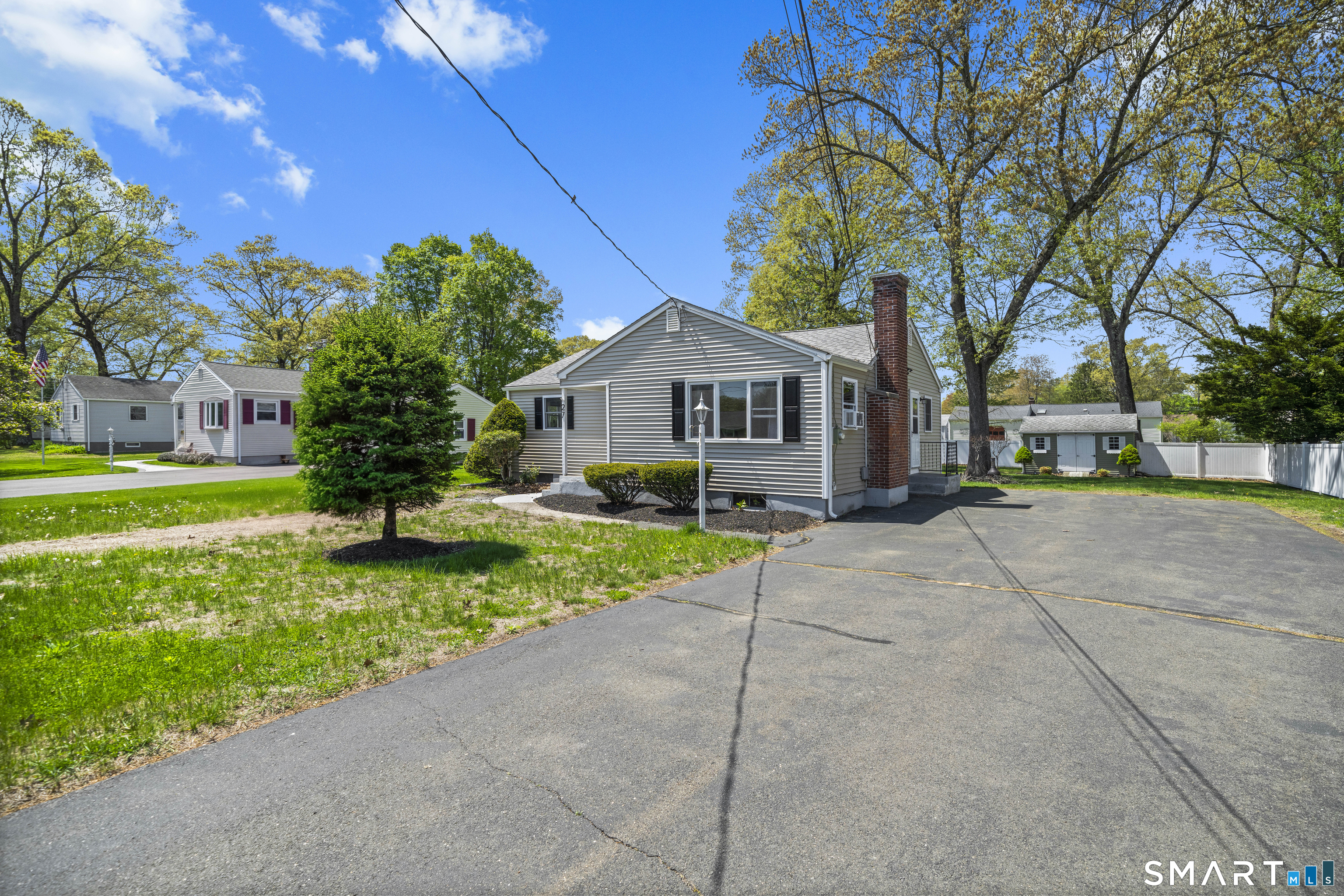 27 Highland Road