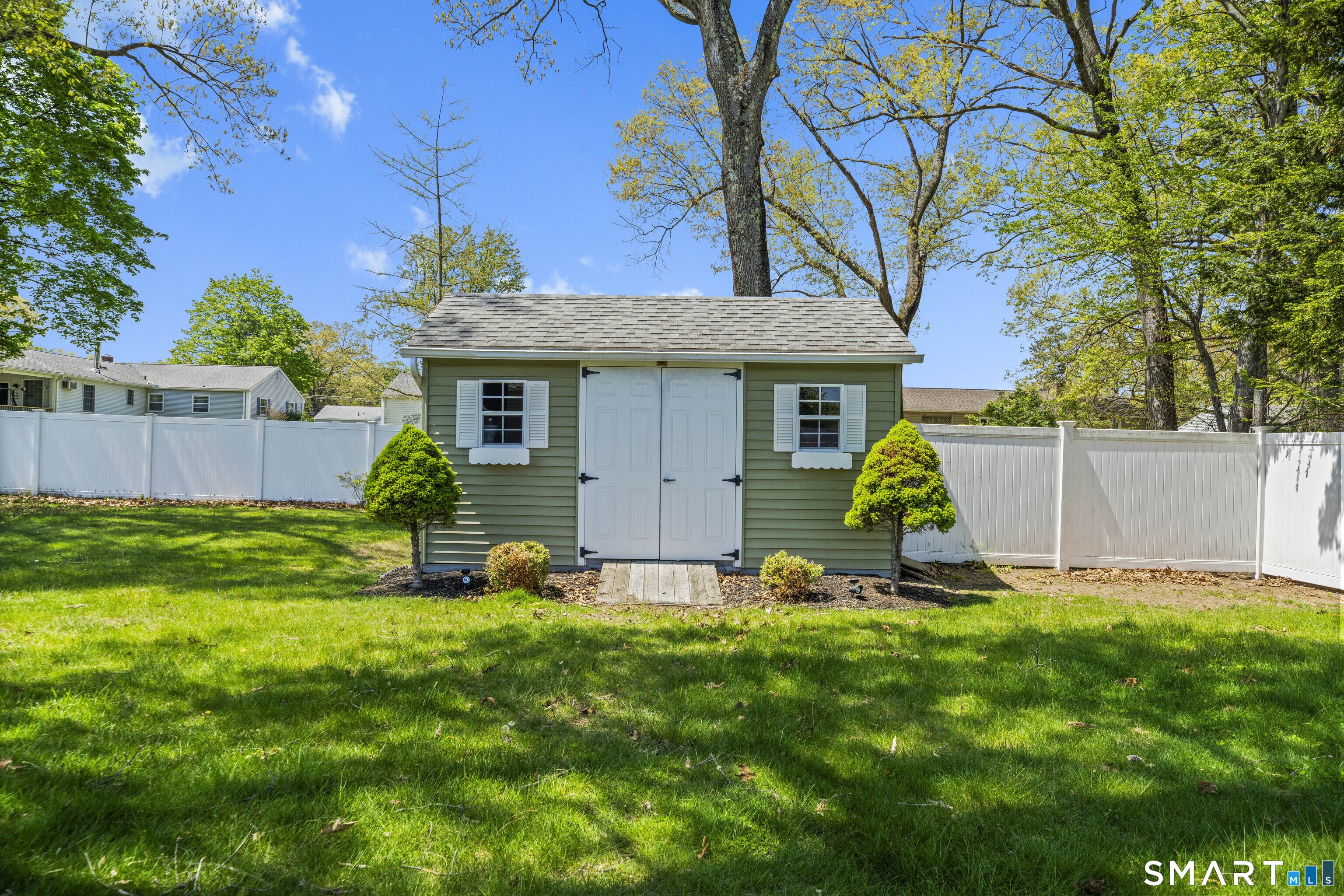 27 Highland Road