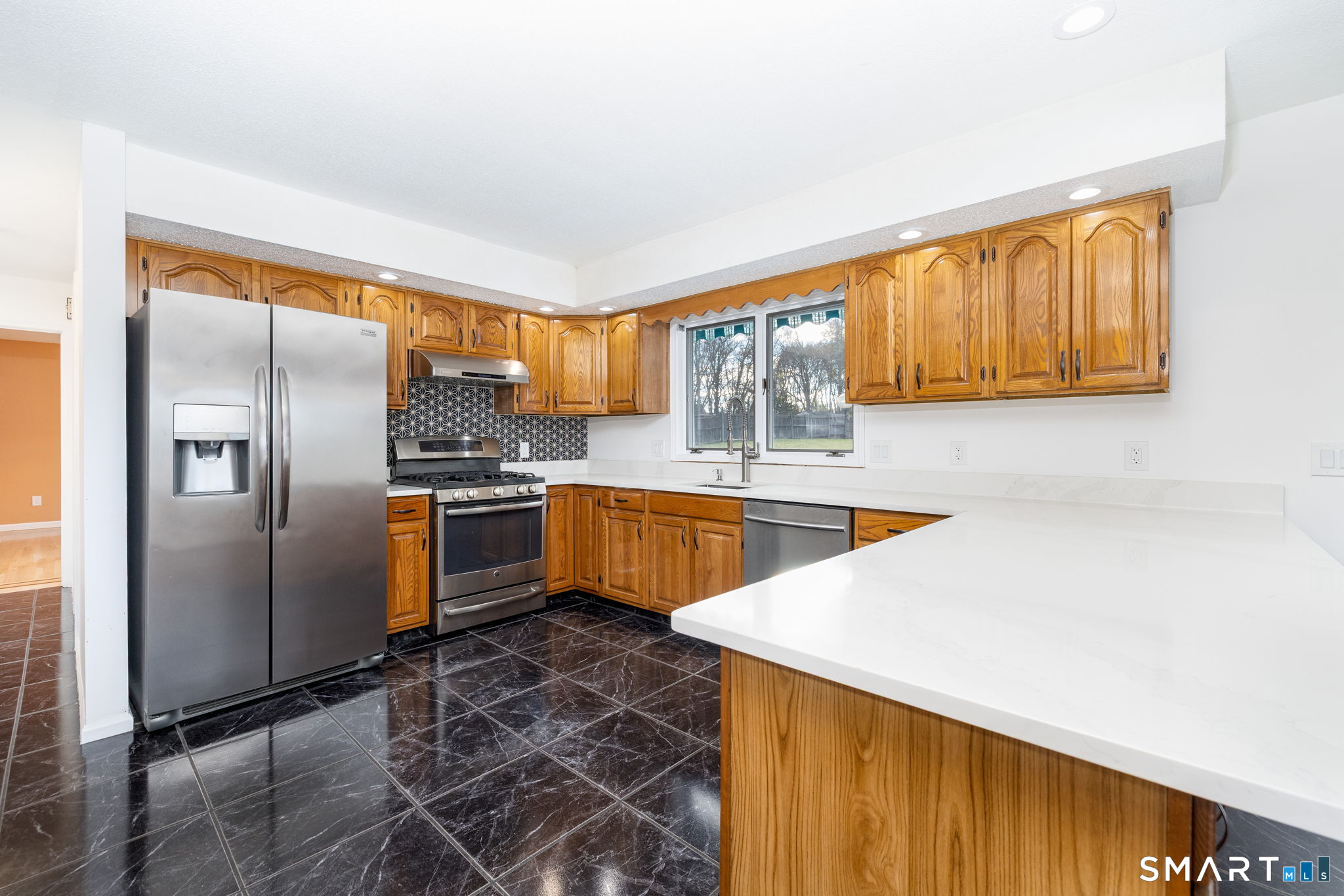 40 Country Side, Rocky Hill, 06067, 4 Bedrooms Bedrooms, 0 ,3 BathroomsBathrooms,Single Family For Sale,For Sale,Country Side,0,24170582