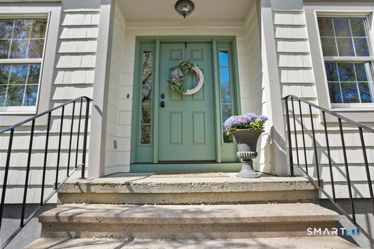 Homes for sale in Oxford, CT | 117 Rolling Hills Dr, Oxford, CT 06478 | MLS# 24172833