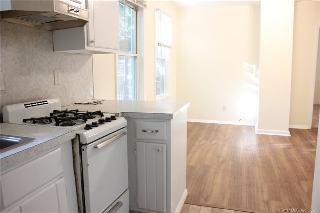 34 Cottage, New Haven, 06511, 2 Bedrooms Bedrooms, 0 ,1 BathroomBathrooms,Residential Rental,For Sale,Cottage,0,24173440