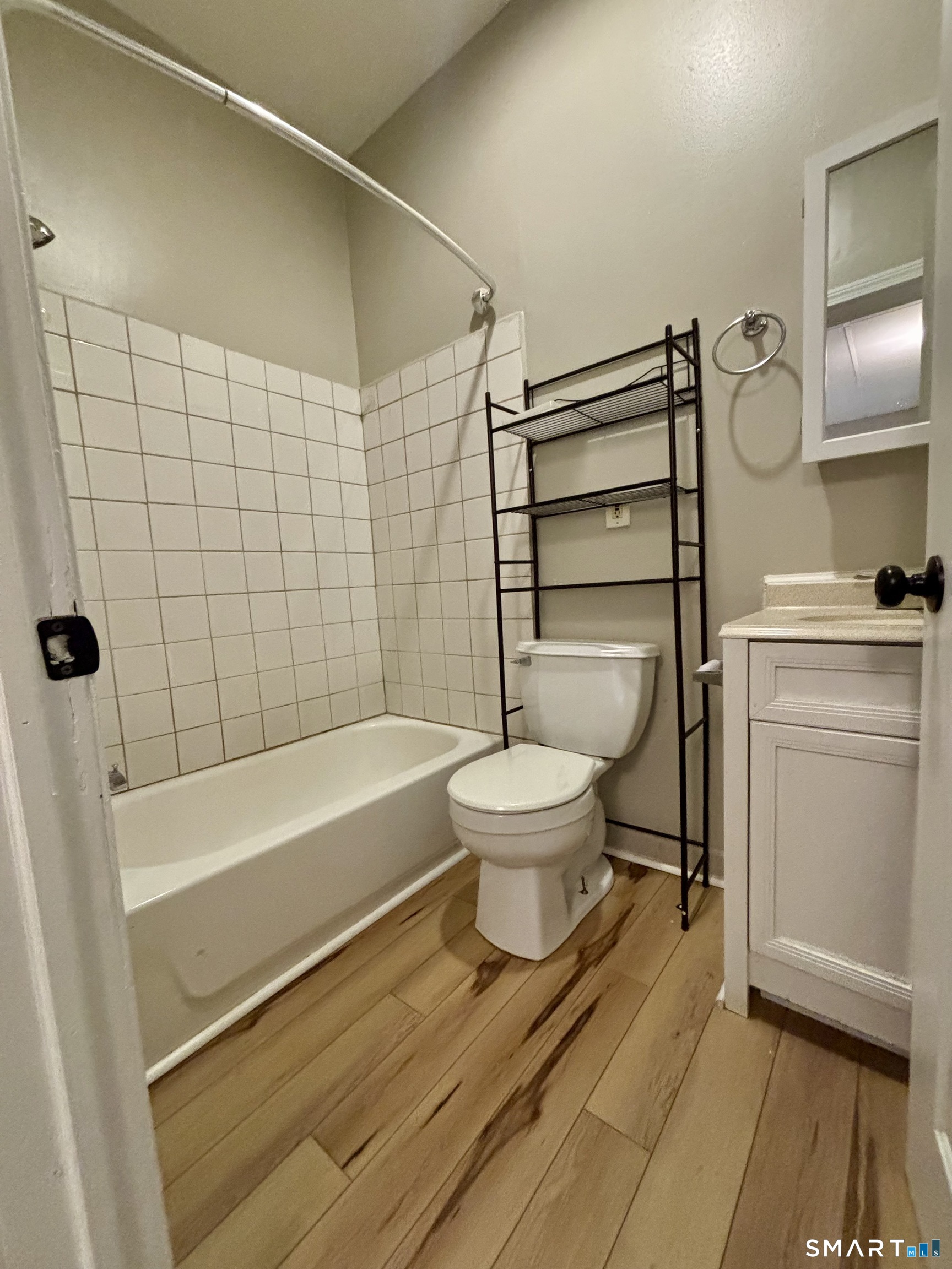 51-53 Cliff, Norwich, 06360, 1 Bedroom Bedrooms, 0 ,1 BathroomBathrooms,Residential Rental,For Sale,Cliff,0,24173362
