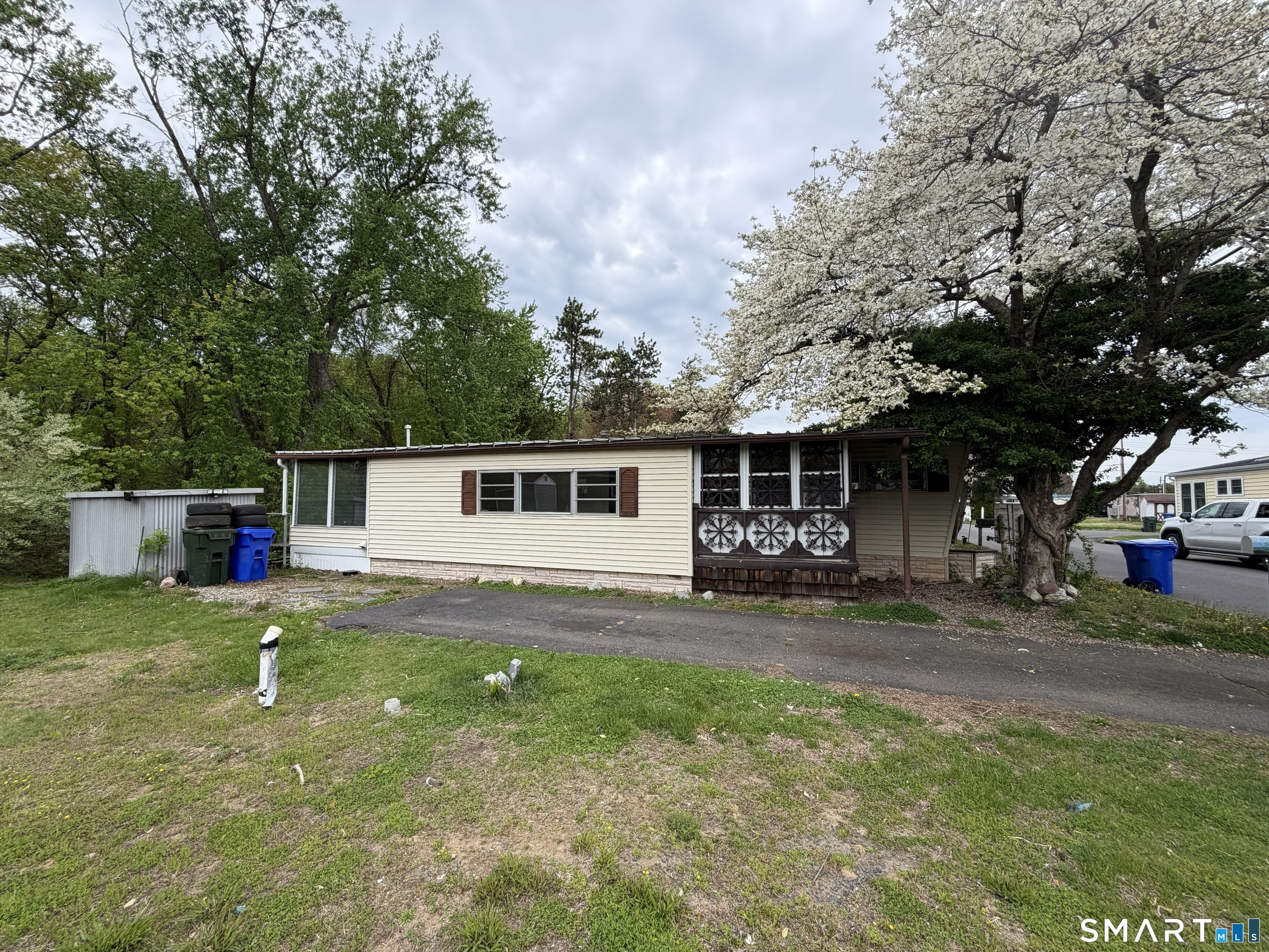 Homes for sale in East Hartford, CT | 31 Rivermead Blvd, East Hartford, CT 06118 | MLS# 24173316