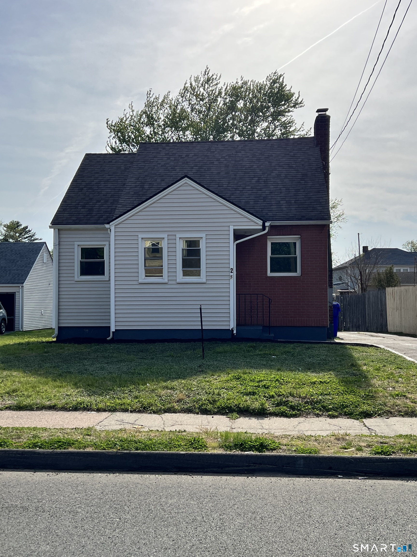 Homes for sale in East Hartford, CT | 25 Ann St, East Hartford, CT 06108 | MLS# 24172438