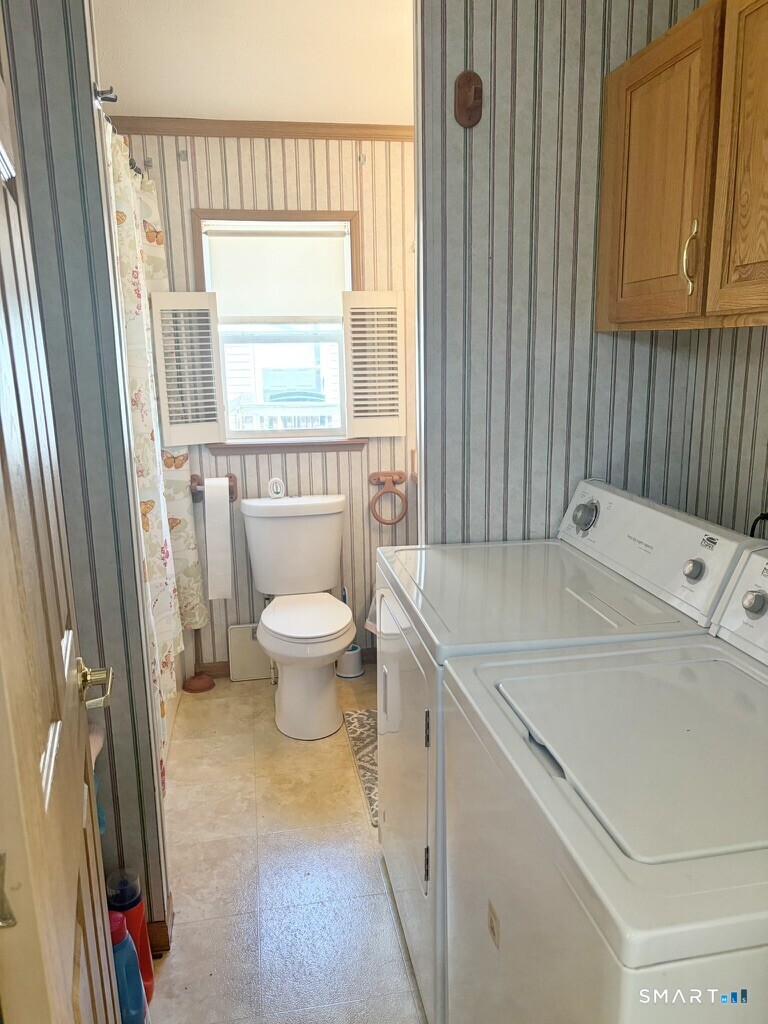 62 Fort Hill, Groton, 06340, 1 Bedroom Bedrooms, 0 ,1 BathroomBathrooms,Single Family For Sale,For Sale,Fort Hill,0,24173314