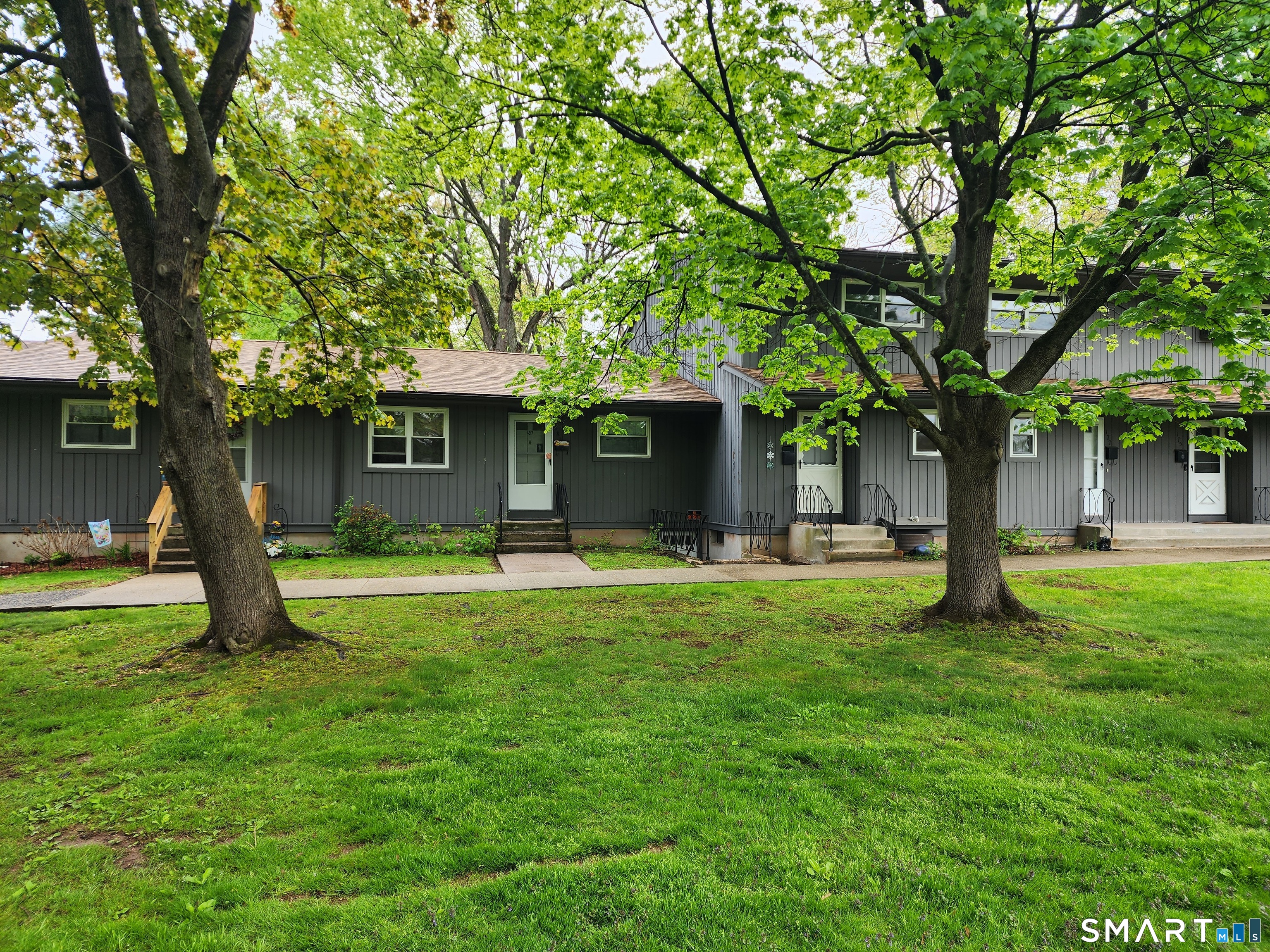 Homes for sale in Newington, CT | 179 Moylan Ct #179, Newington, CT 06111 | MLS# 24172064
