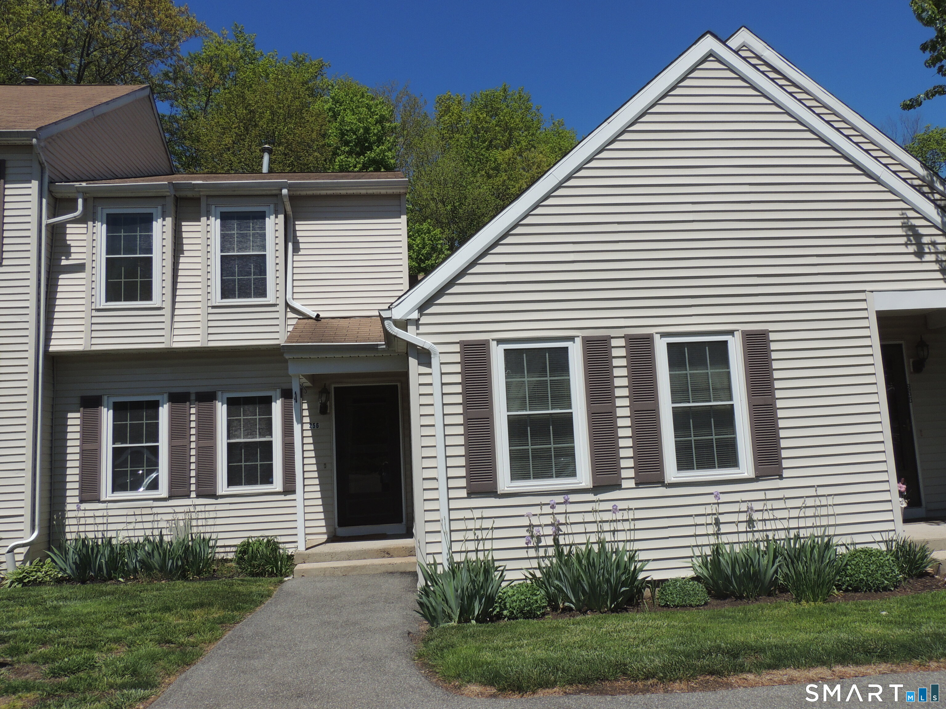 Homes for sale in North Branford, CT | 241 Branford Rd #256, North Branford, CT 06471 | MLS# 24173448