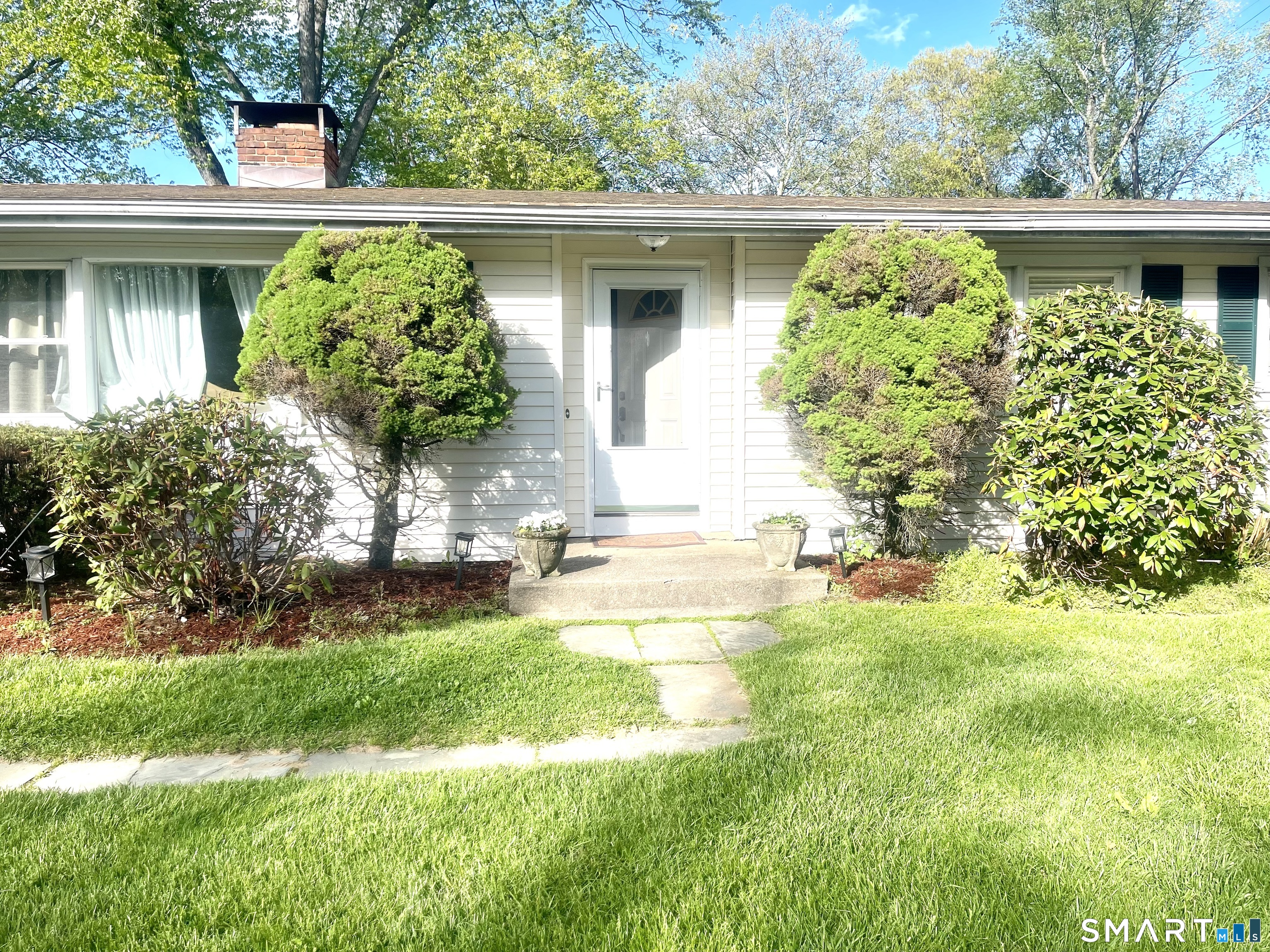 Photo 3 of 2698 Easton Turnpike, Fairfield, CT