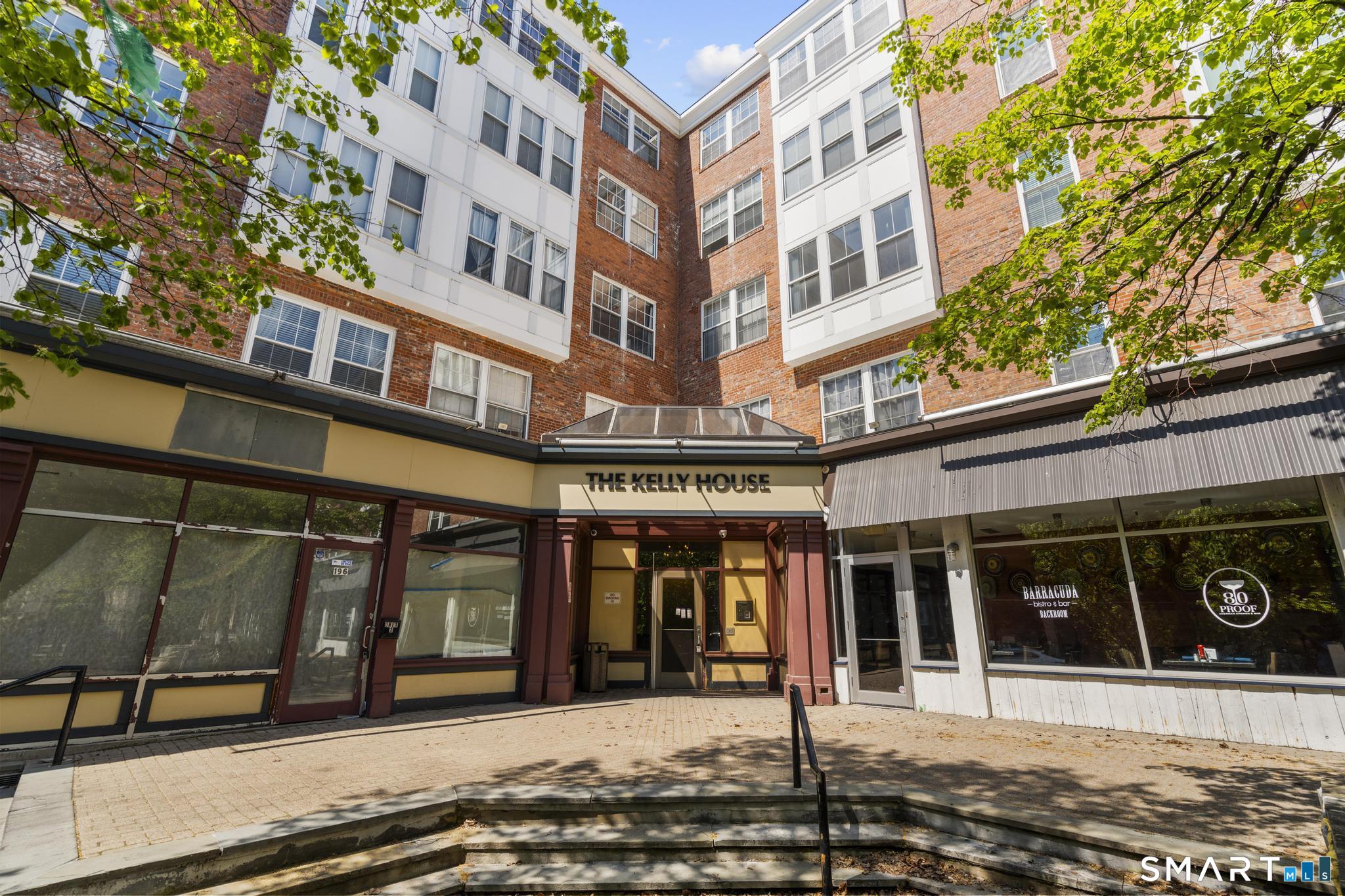 196 Crown Street  Unit #406