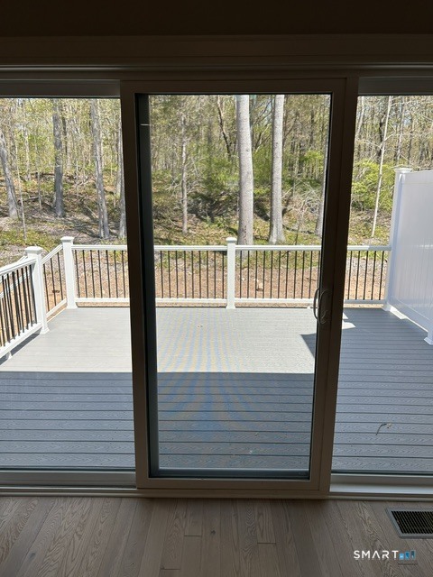 35 village, Guilford, 06437, 2 Bedrooms Bedrooms, 0 ,2 BathroomsBathrooms,Condo/co-op For Sale,For Sale,village,0,24151600