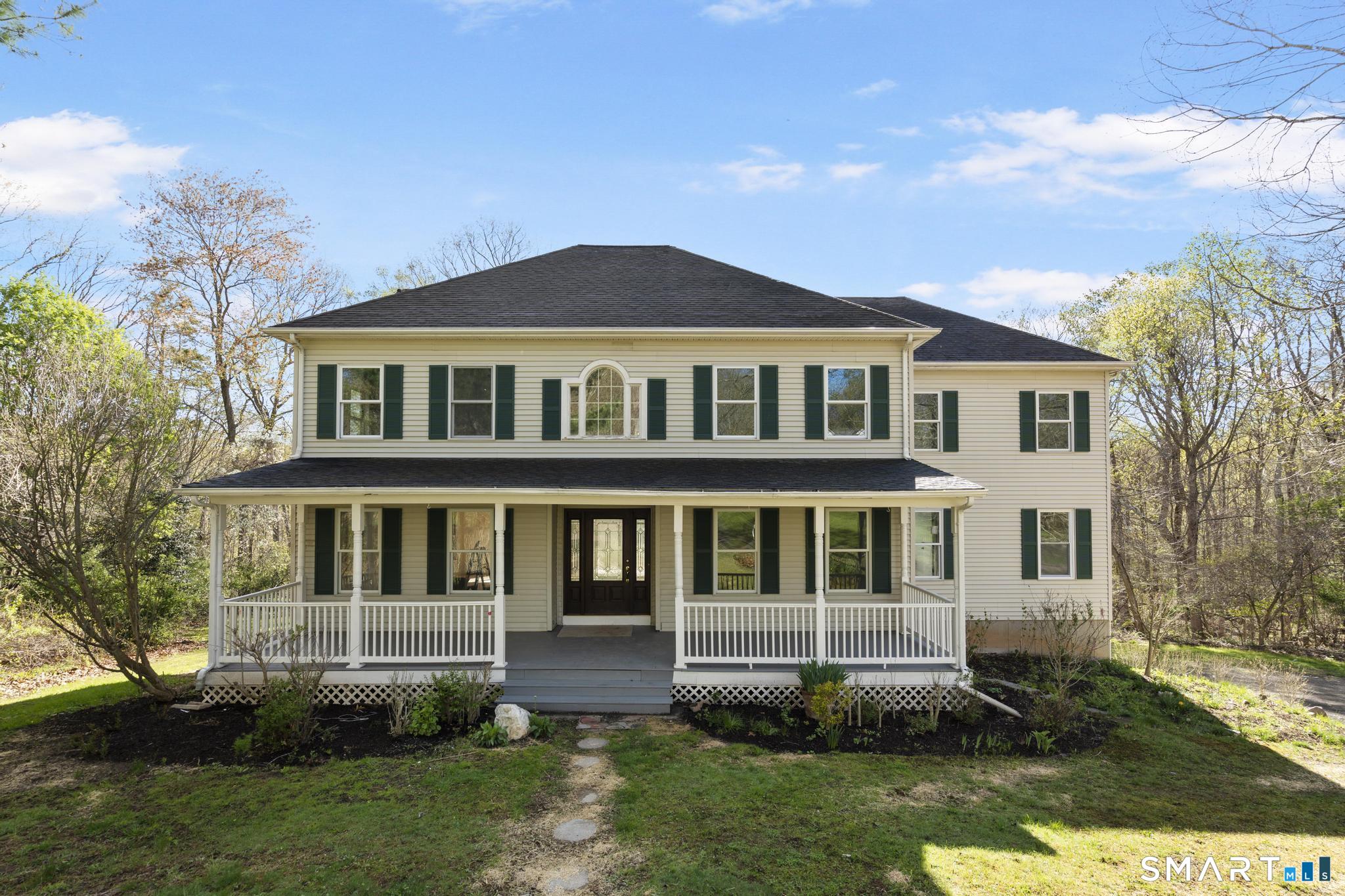 2 Greenwood Lane