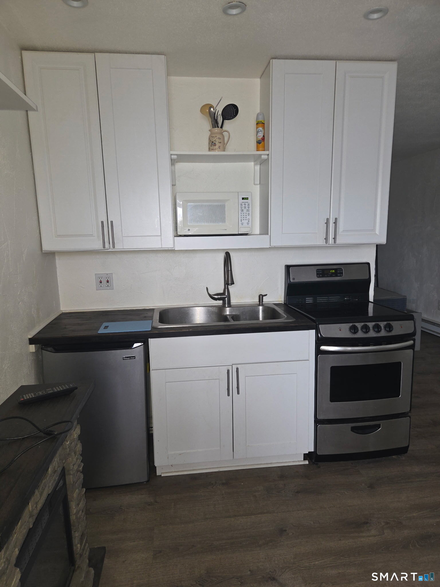 Homes for sale in New London, CT | 212 D Pequot Ave #212D, New London, CT 06320 | MLS# 24169466