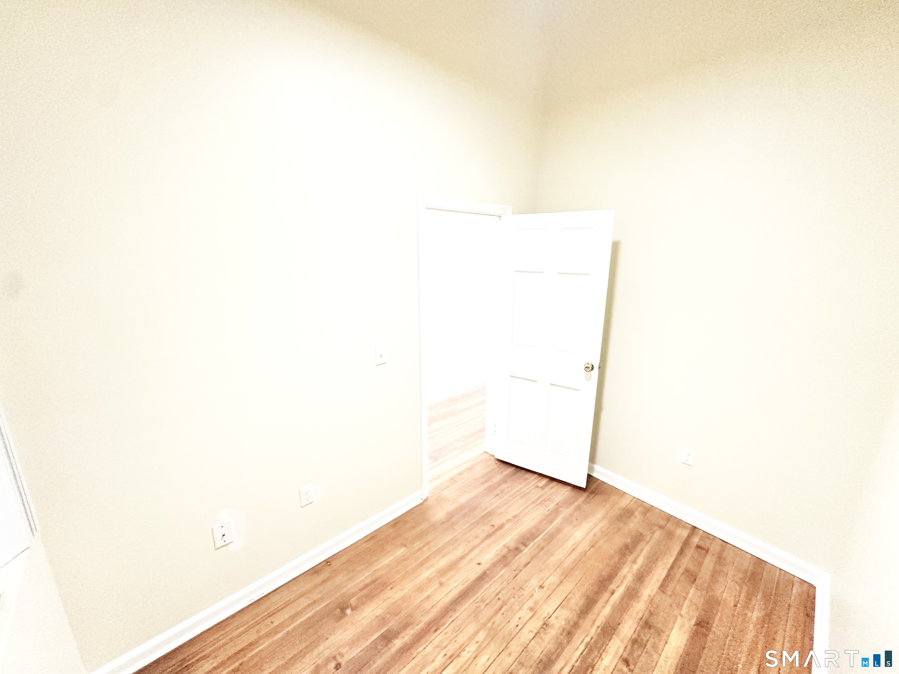 105 Bank, Waterbury, 06702, 1 Bedroom Bedrooms, 0 ,1 BathroomBathrooms,Residential Rental,For Sale,Bank,0,24096239