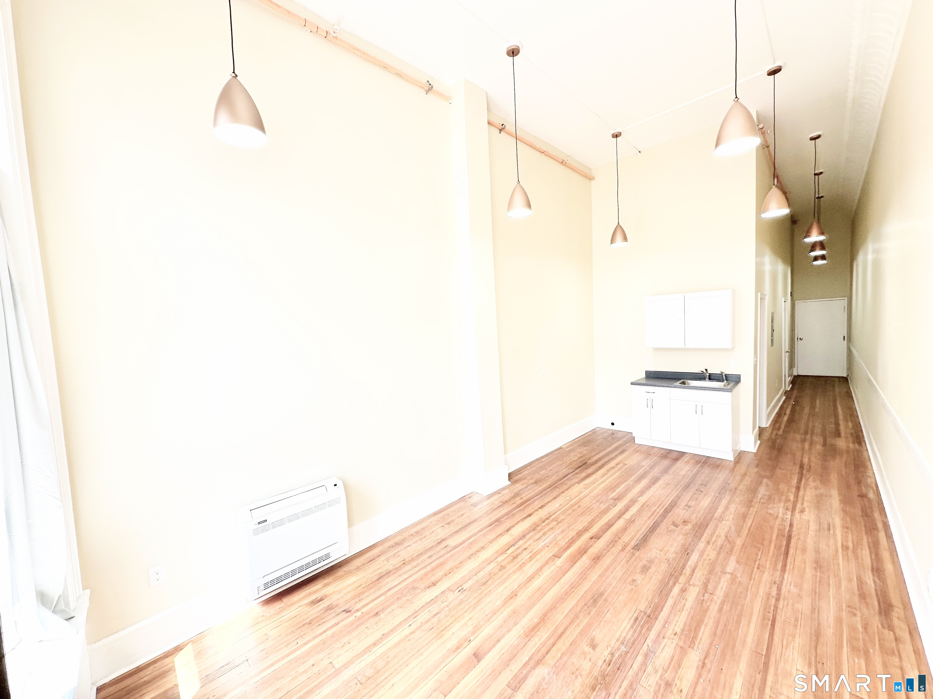 105 Bank, Waterbury, 06702, 1 Bedroom Bedrooms, 0 ,1 BathroomBathrooms,Residential Rental,For Sale,Bank,0,24096239