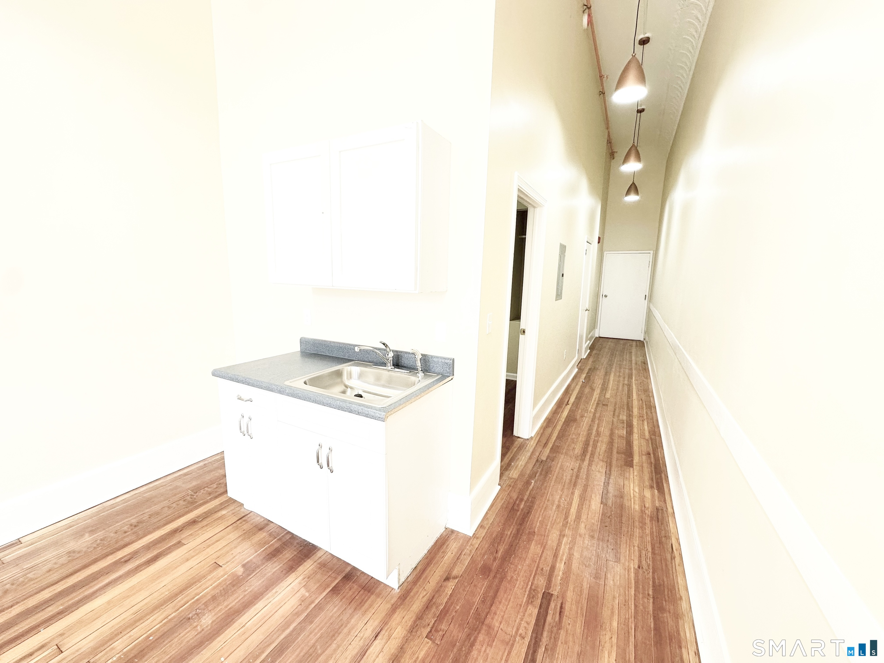 105 Bank, Waterbury, 06702, 1 Bedroom Bedrooms, 0 ,1 BathroomBathrooms,Residential Rental,For Sale,Bank,0,24096239