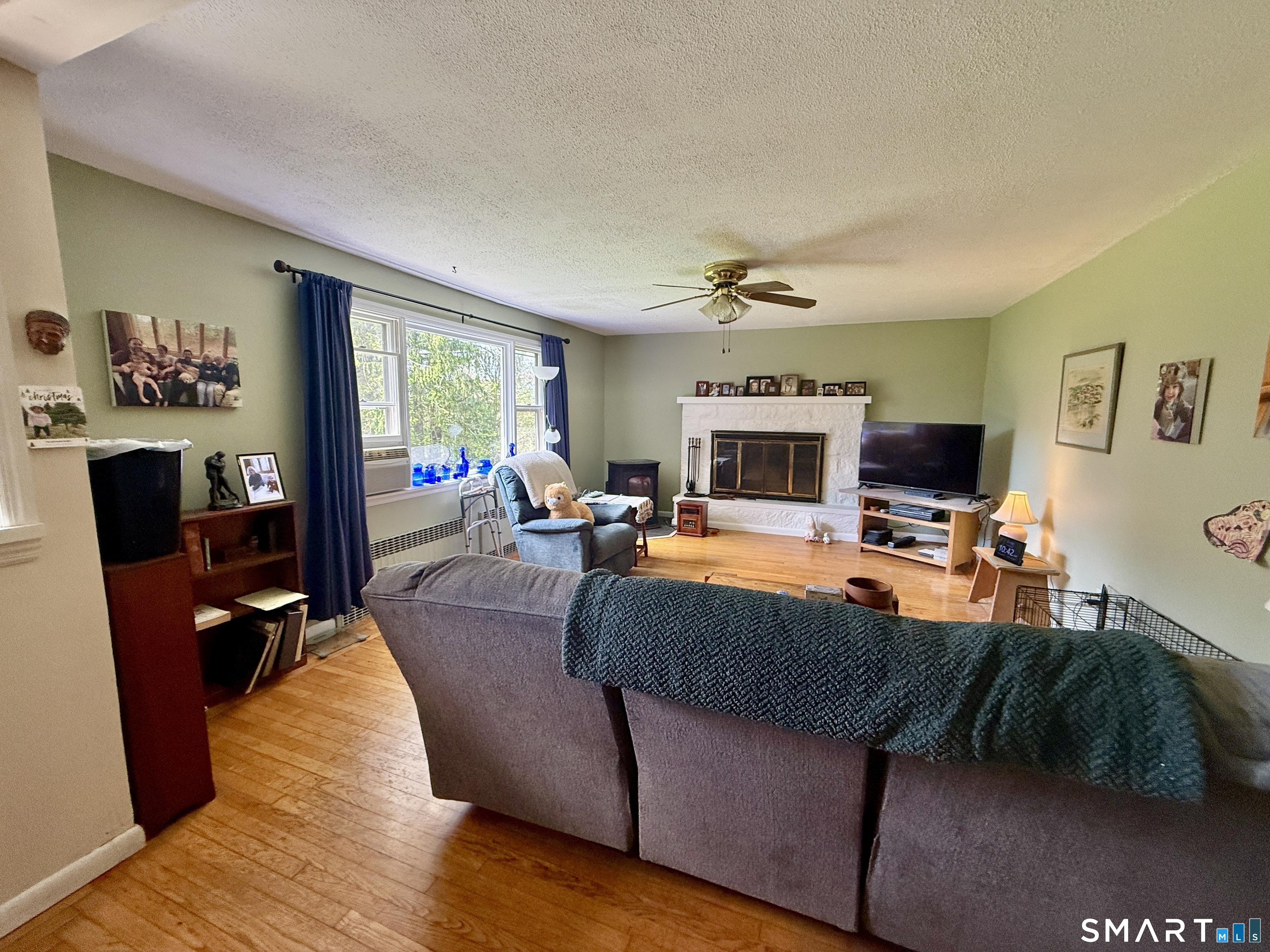 43 Bethwood, Woodbury, 06798, 3 Bedrooms Bedrooms, 0 ,2 BathroomsBathrooms,Single Family For Sale,For Sale,Bethwood,0,24171809