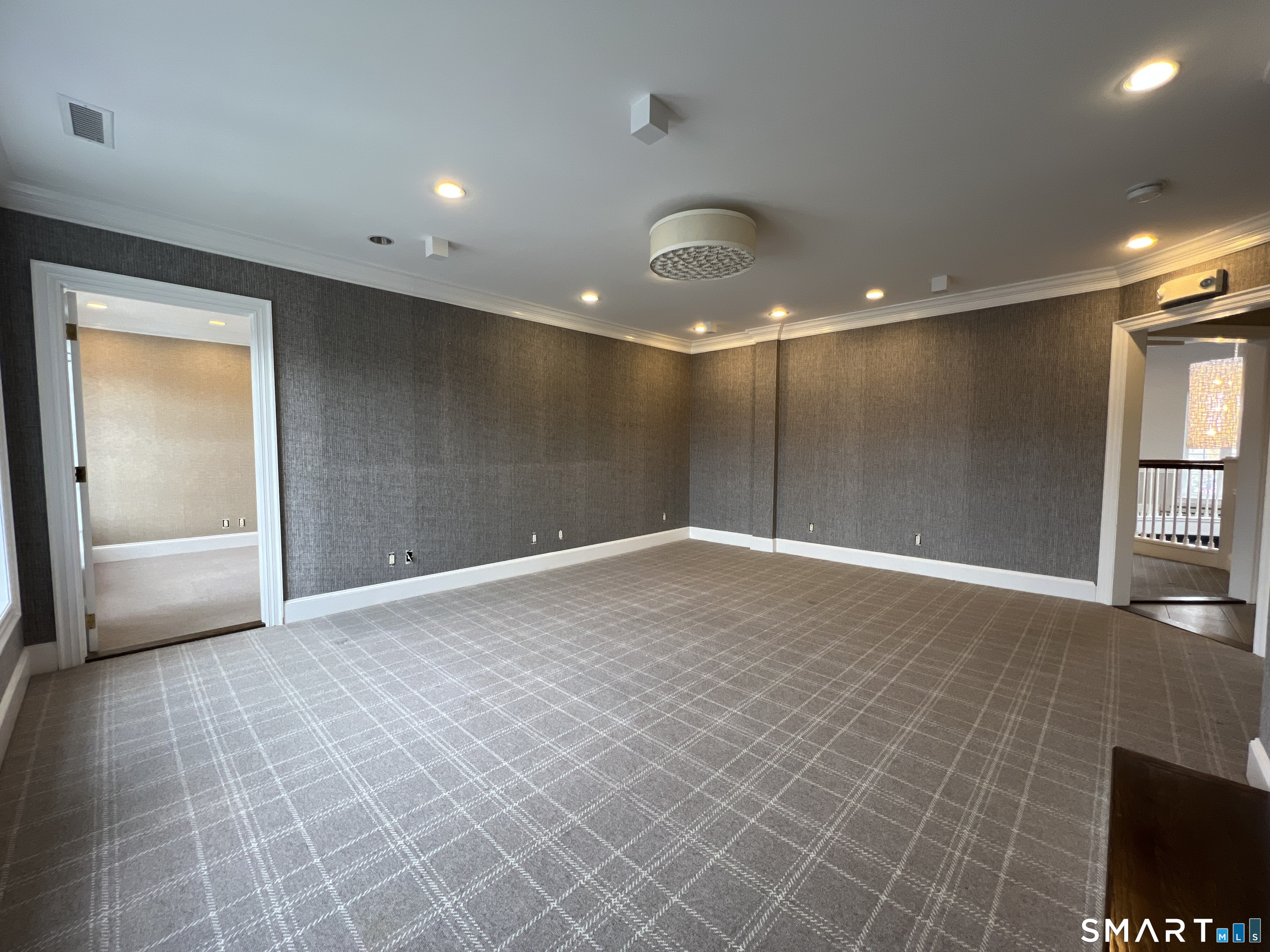 21 South, New Canaan, 06840, 0 , 0 ,0,Commercial For Lease,For Rent,South,0,24113711