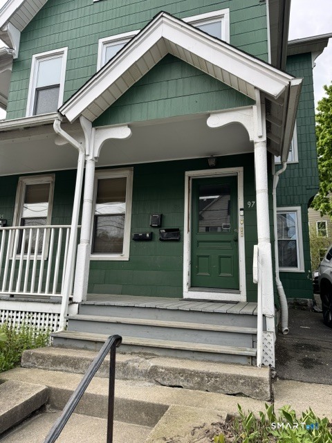 95 Sunnyside Avenue, Waterbury, CT 06708