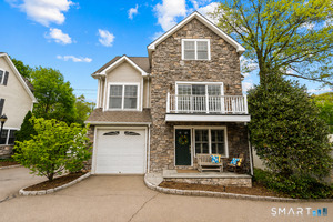 39 Maple Tree Avenue, Unit 1