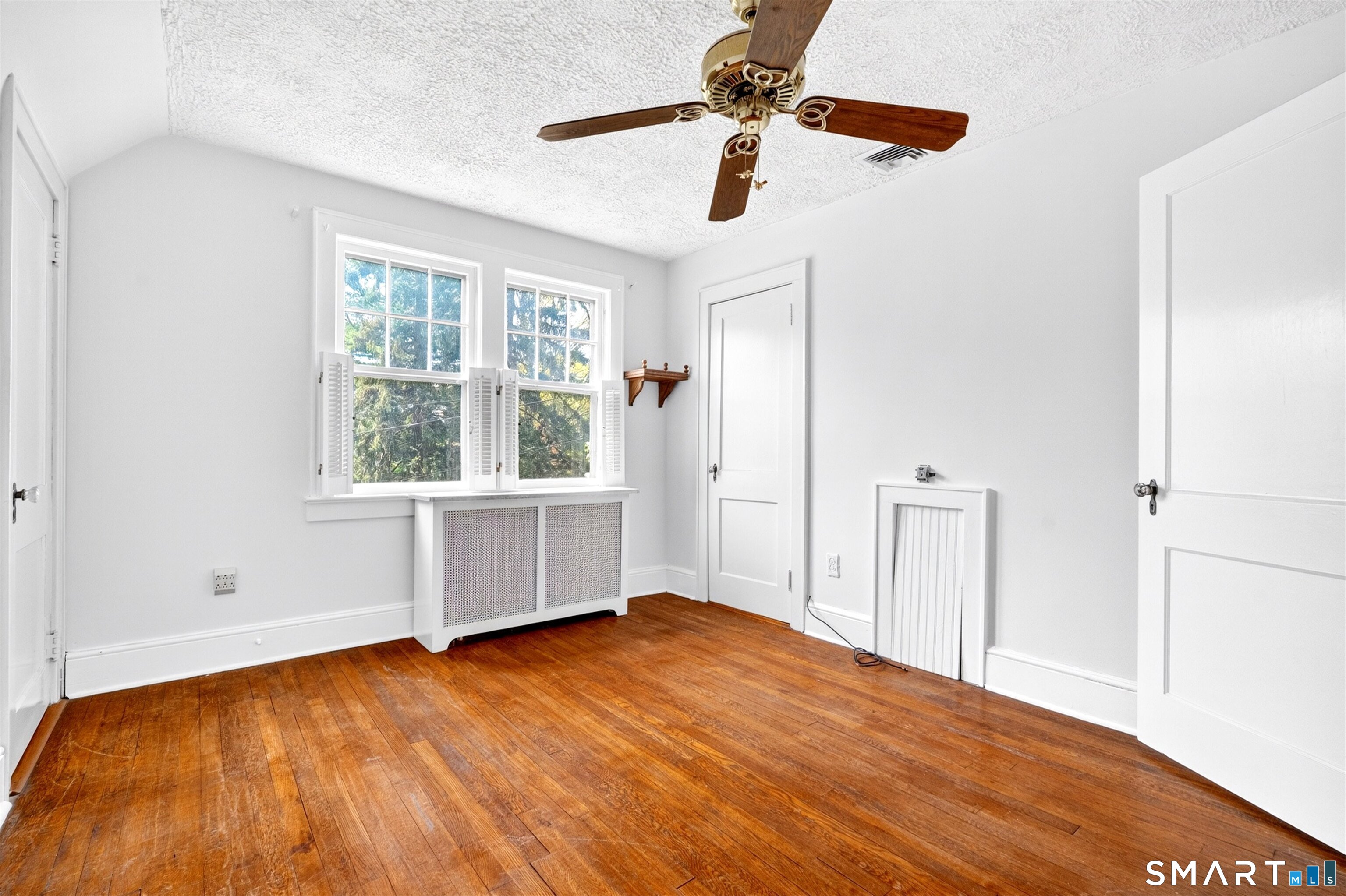 83 Hoyt, Darien, 06820, 3 Bedrooms Bedrooms, 0 ,1 BathroomBathrooms,Single Family For Sale,For Sale,Hoyt,0,24166371