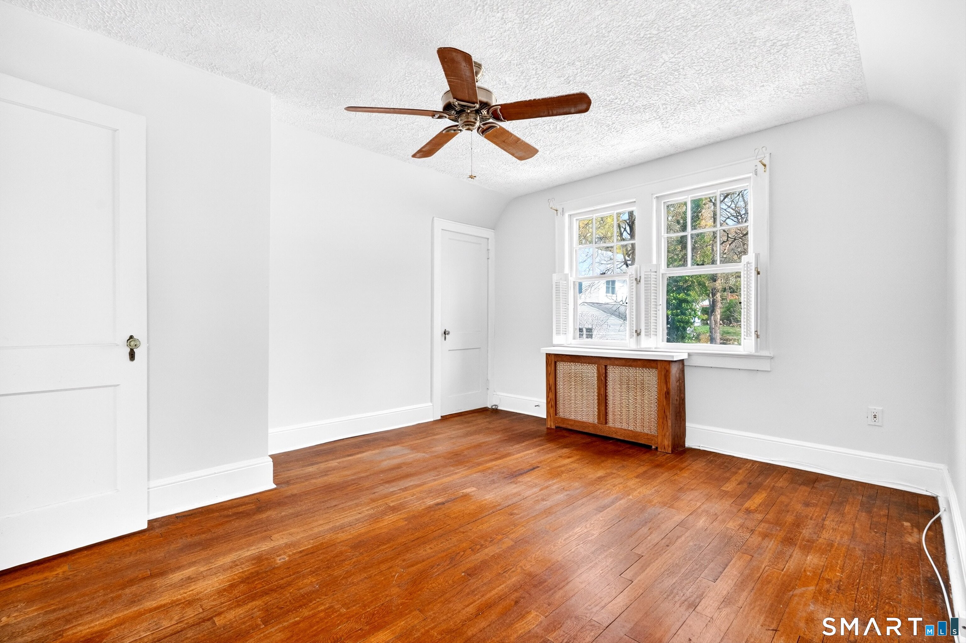 83 Hoyt, Darien, 06820, 3 Bedrooms Bedrooms, 0 ,1 BathroomBathrooms,Single Family For Sale,For Sale,Hoyt,0,24166371