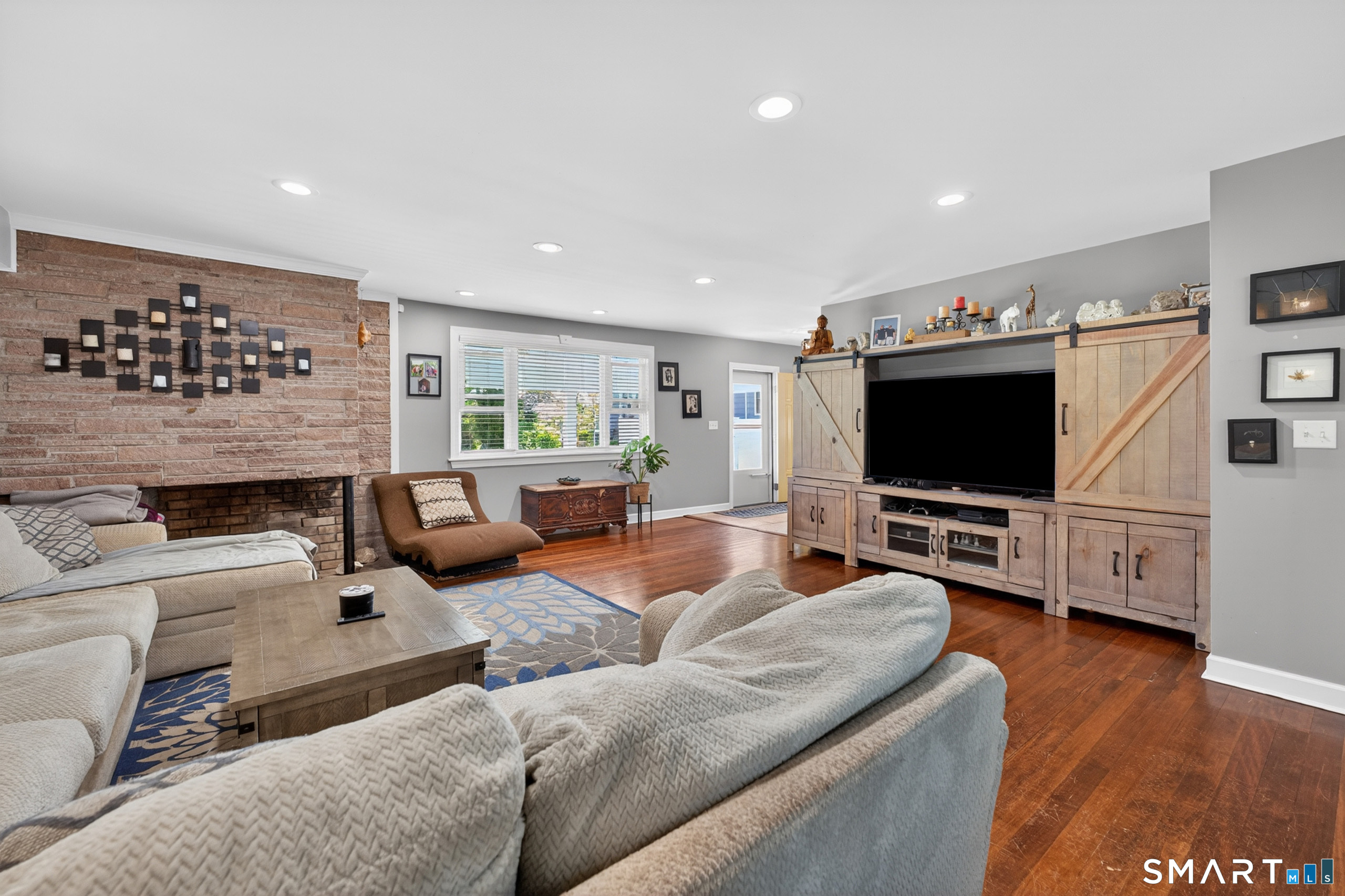 Homes for sale in New London, CT | 745 Montauk Ave, New London, CT 06320 | MLS# 24172386