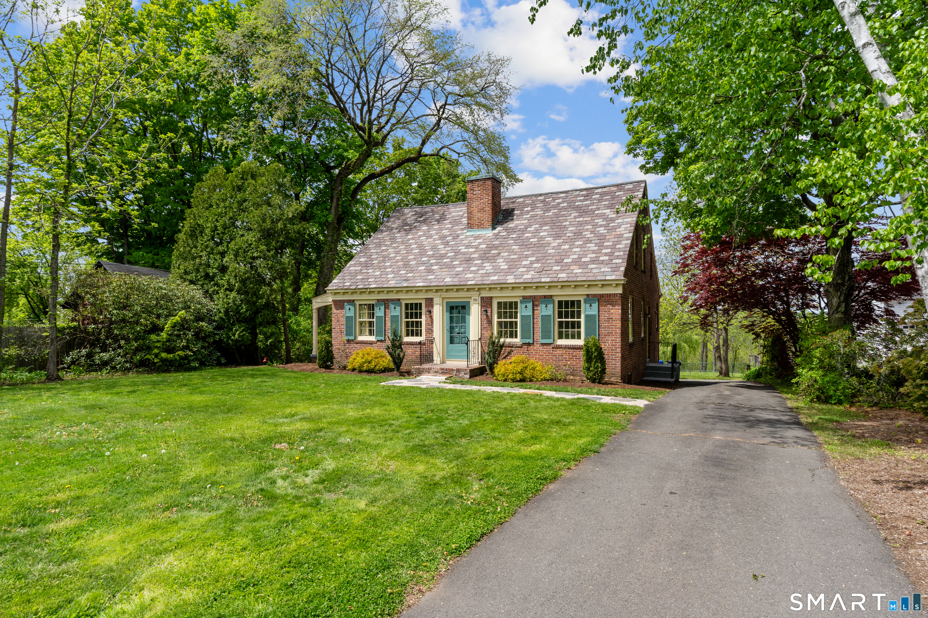 Homes for sale in Suffield, CT | 551 N Main St, Suffield, CT 06078 | MLS# 24159482