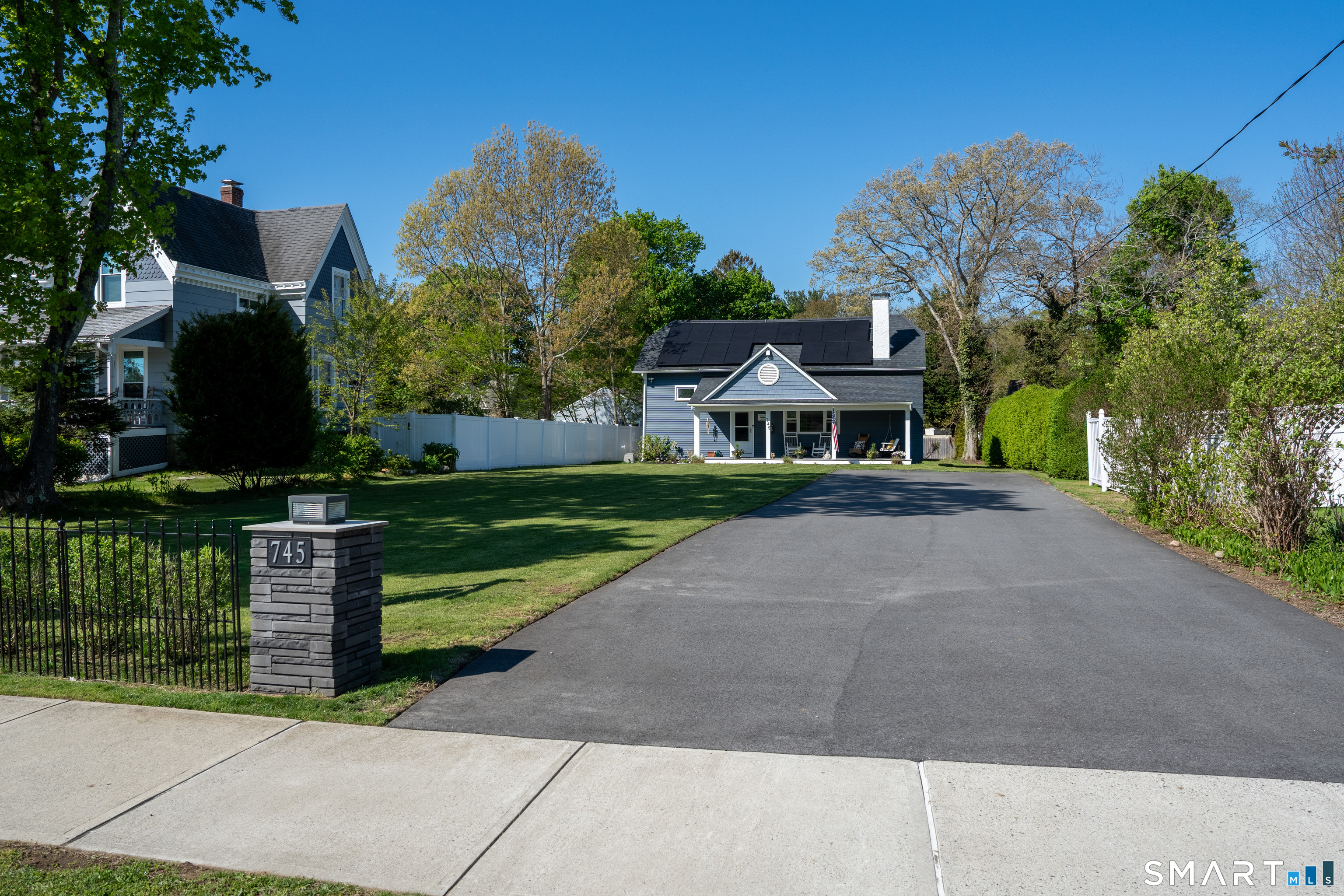 Homes for sale in New London, CT | 745 Montauk Ave, New London, CT 06320 | MLS# 24172386