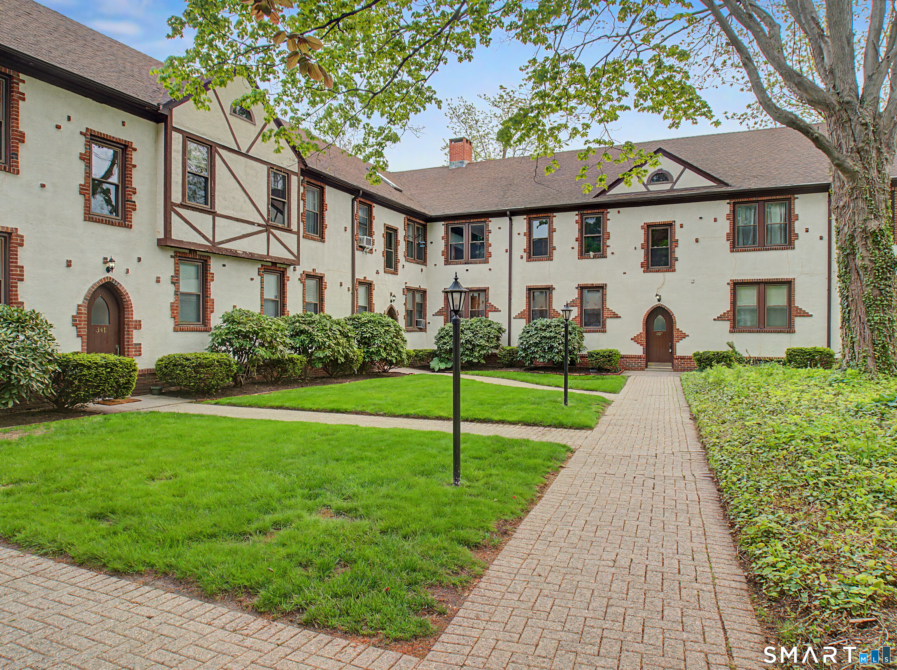 337 Alden, New Haven, 06515, 1 Bedroom Bedrooms, 0 ,1 BathroomBathrooms,Condo/co-op For Sale,For Sale,Alden,0,24170411