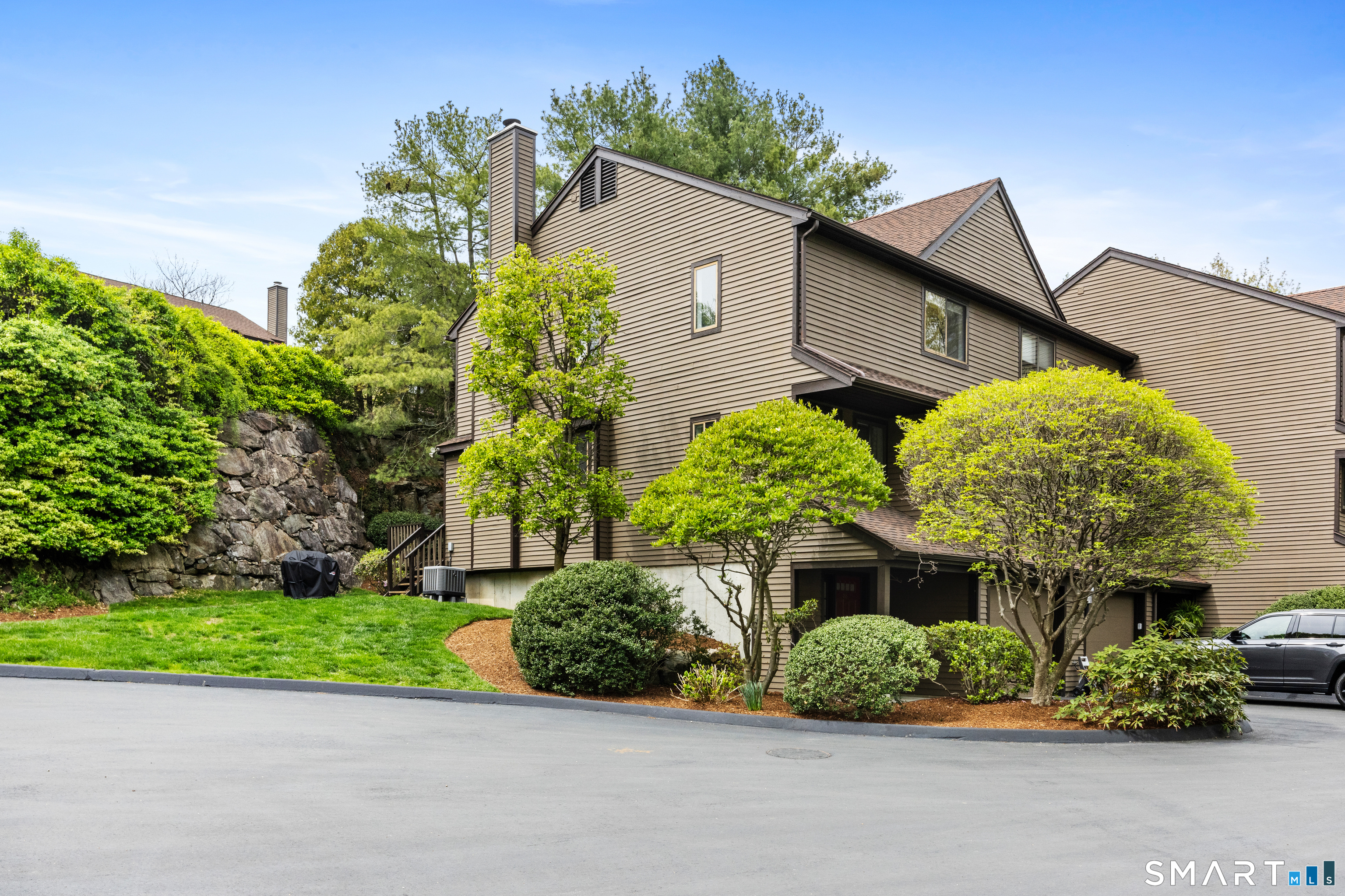 28 Rockmeadow Road, Norwalk, Connecticut photo 1