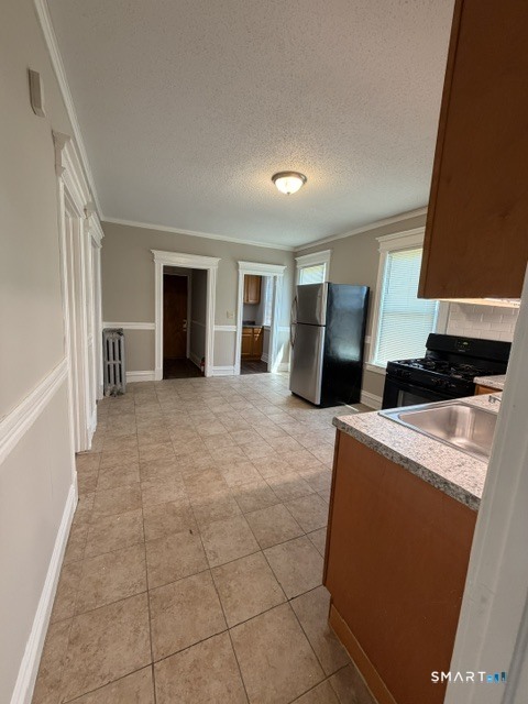 Photo 4 of 370 Maple Avenue, Hartford, CT
