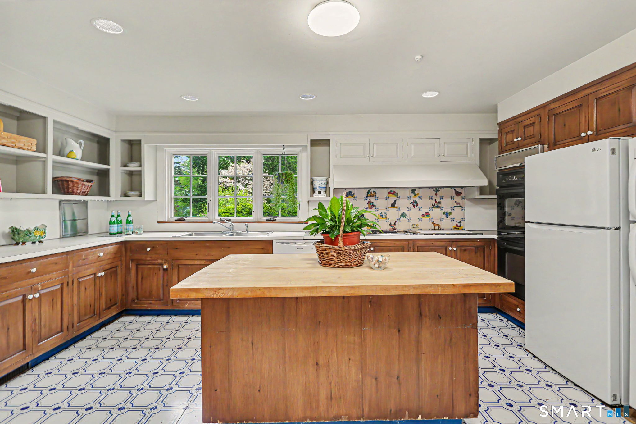 530 Roxbury Road