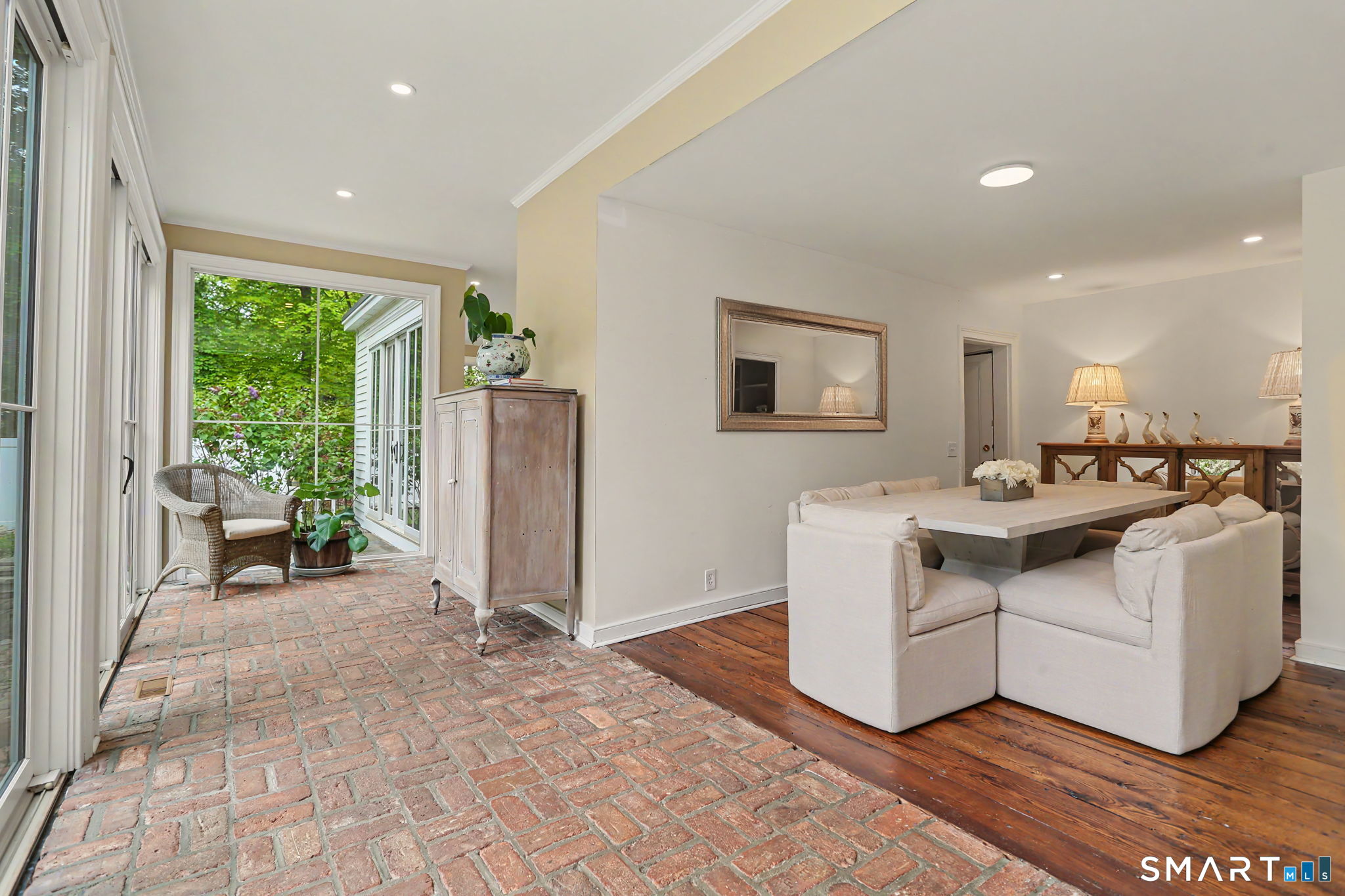 530 Roxbury Road