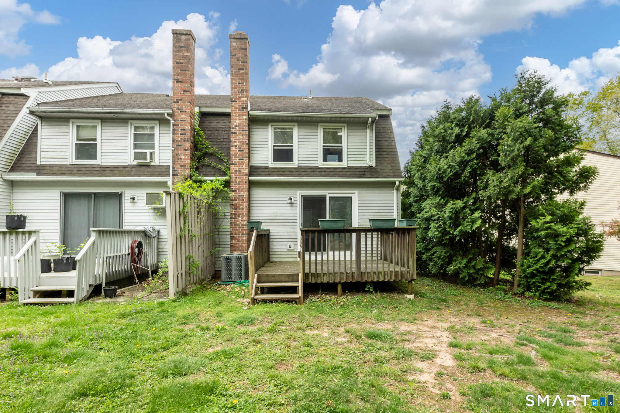 Homes for sale in Newington, CT | 26 Kowal Ct, Newington, CT 06111 | MLS# 24175358