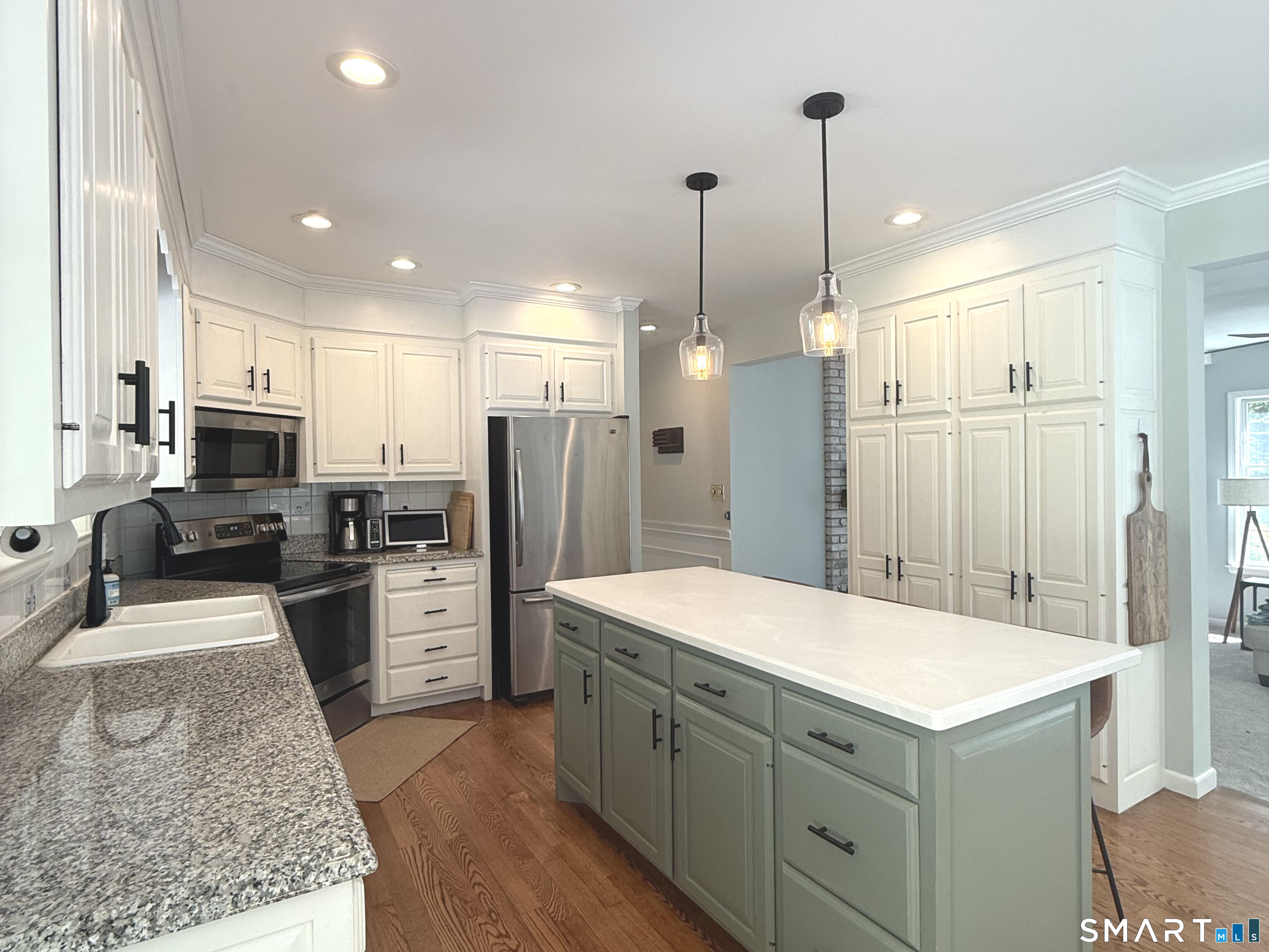117 Saddle, Simsbury, 06092, 5 Bedrooms Bedrooms, 0 ,3 BathroomsBathrooms,Single Family For Sale,For Sale,Saddle,0,24156175