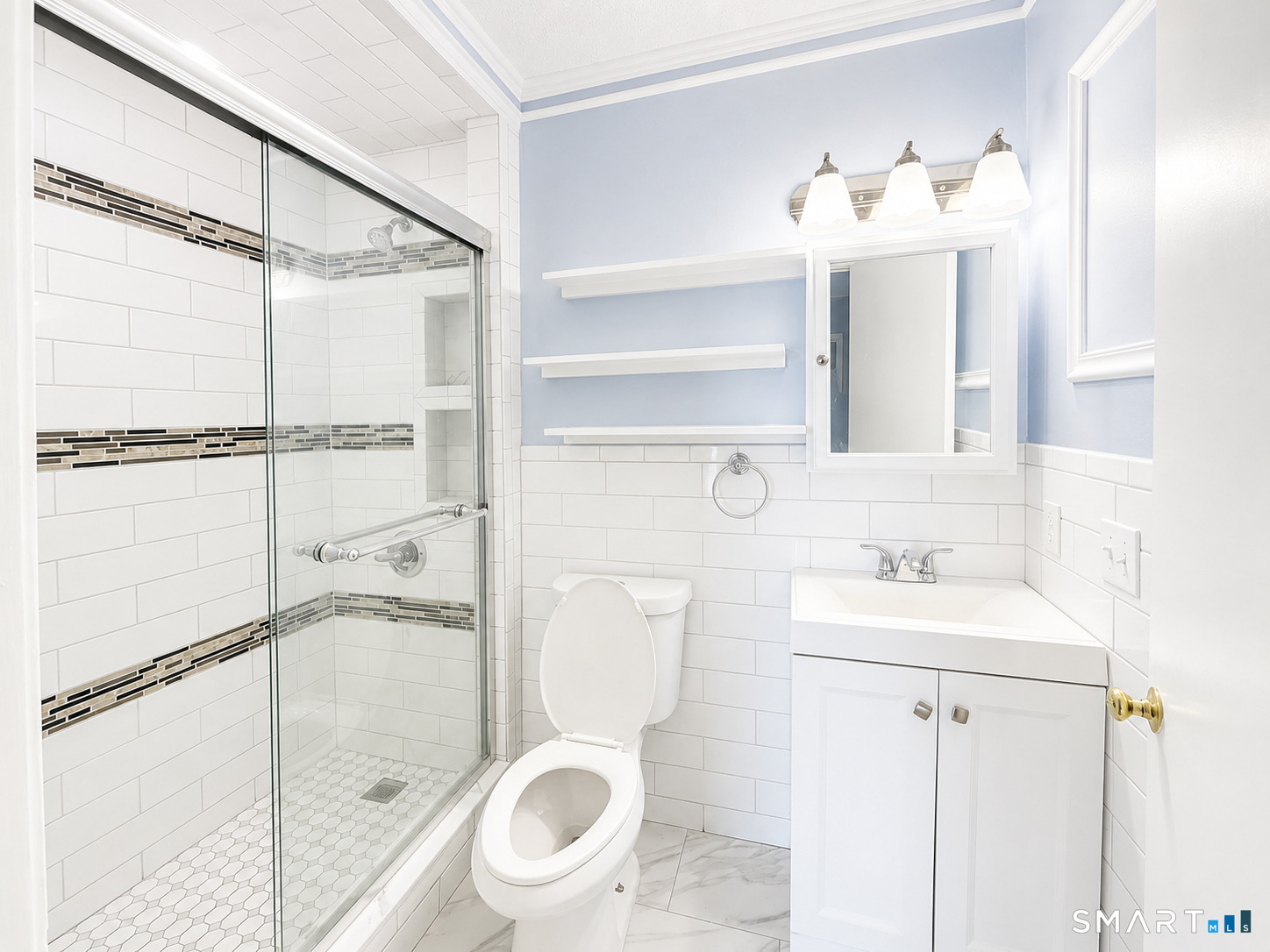 86-88 Cove, New Haven, 06512, 6 Bedrooms Bedrooms, 0 ,6 BathroomsBathrooms,Multi-family For Sale,For Sale,Cove,0,24127300