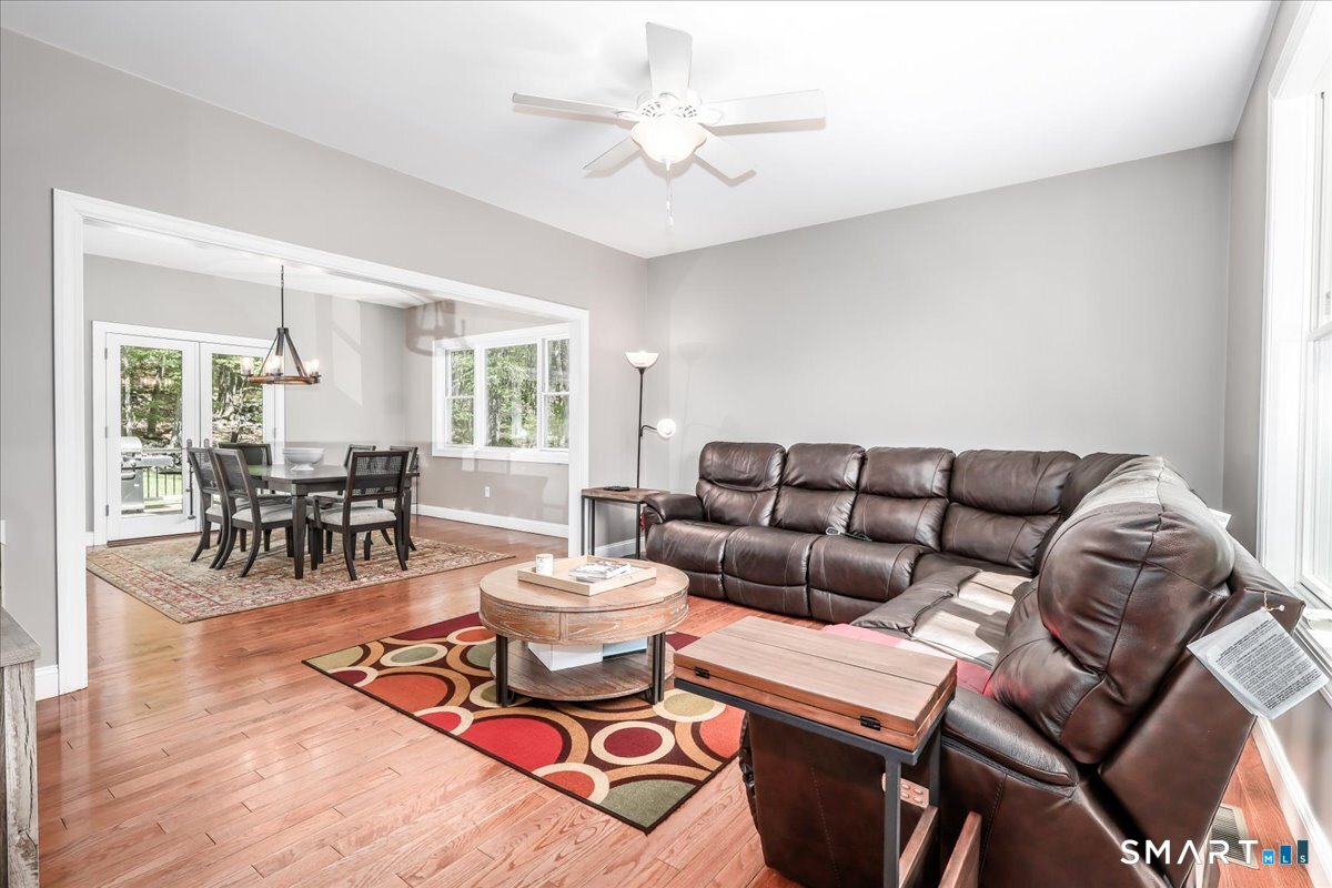 Homes for sale in Bethel, CT | 44 Aunt Pattys Ln W, Bethel, CT 06801 | MLS# 24167979