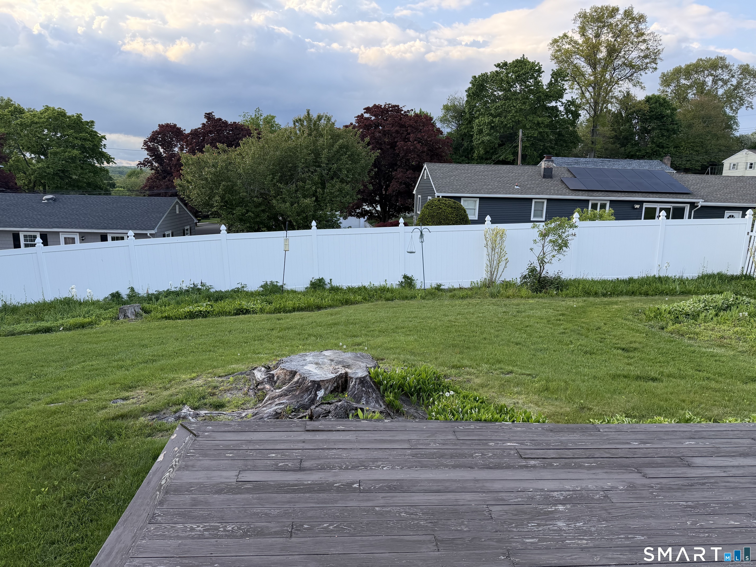 Homes for sale in Stratford, CT | 60 Delwood Rd, Stratford, CT 06614 | MLS# 24175524